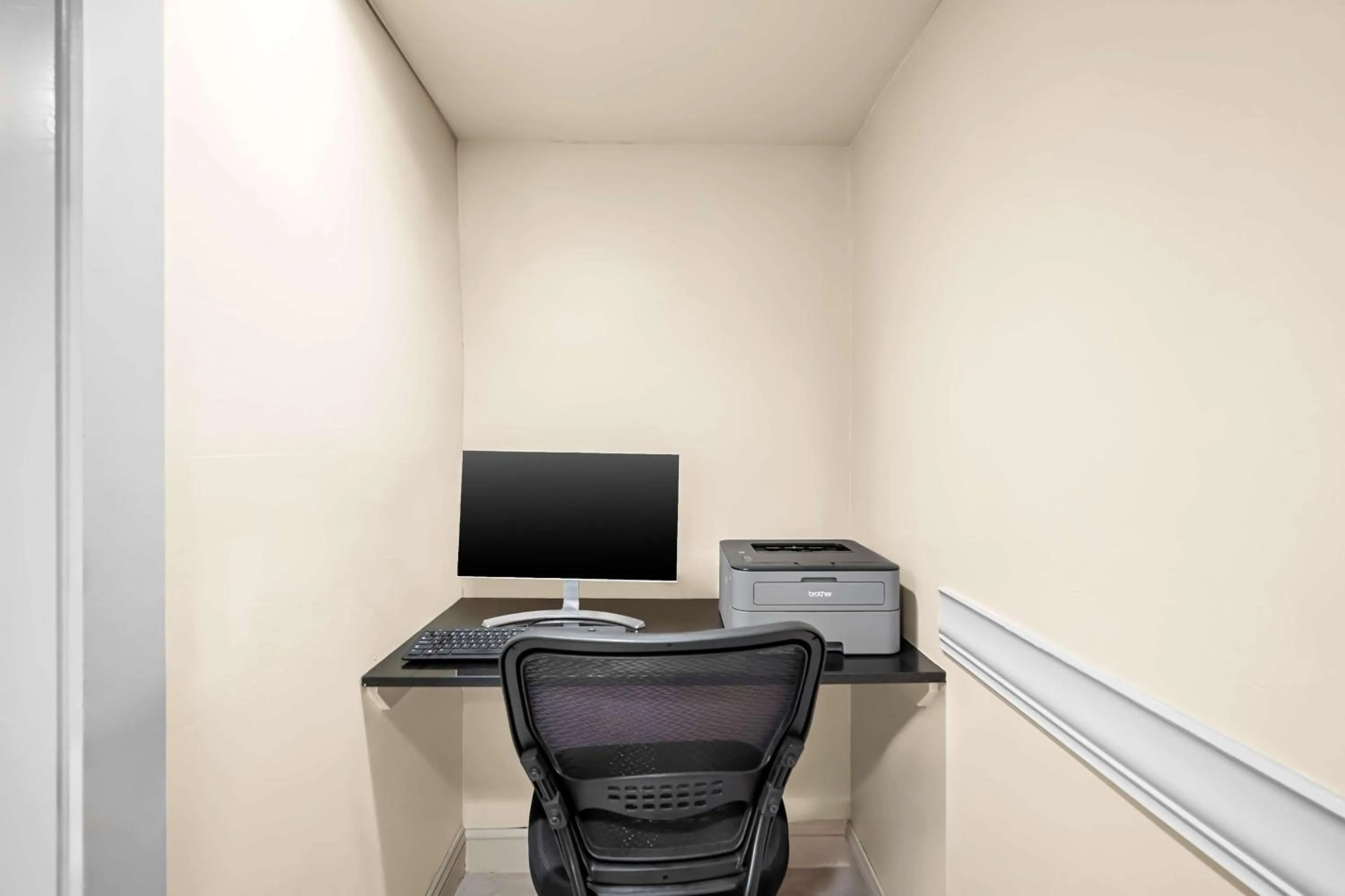 Business facilities in Best Western Merry Manor Inn