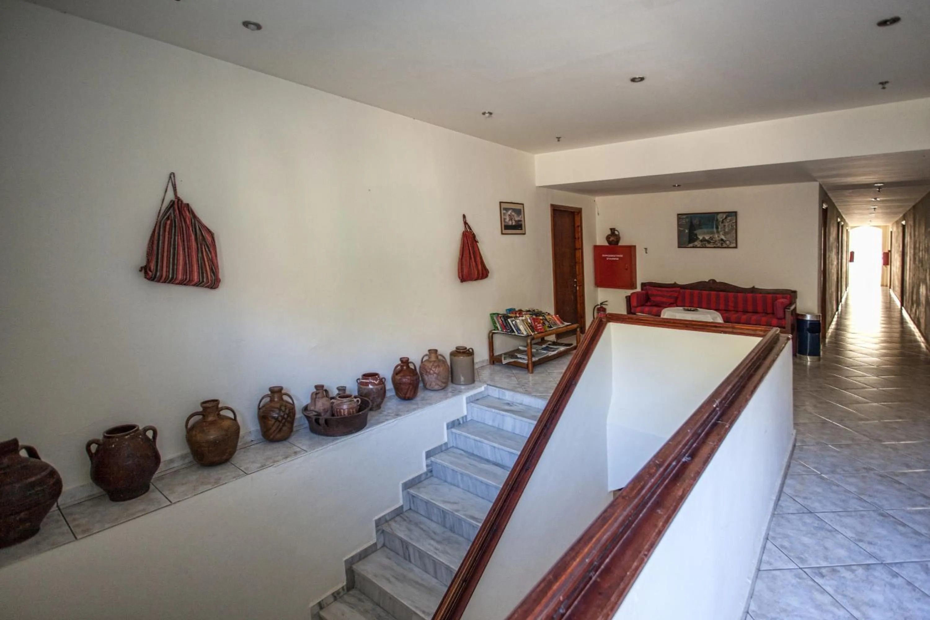 Decorative detail in Ammoudi Hotel