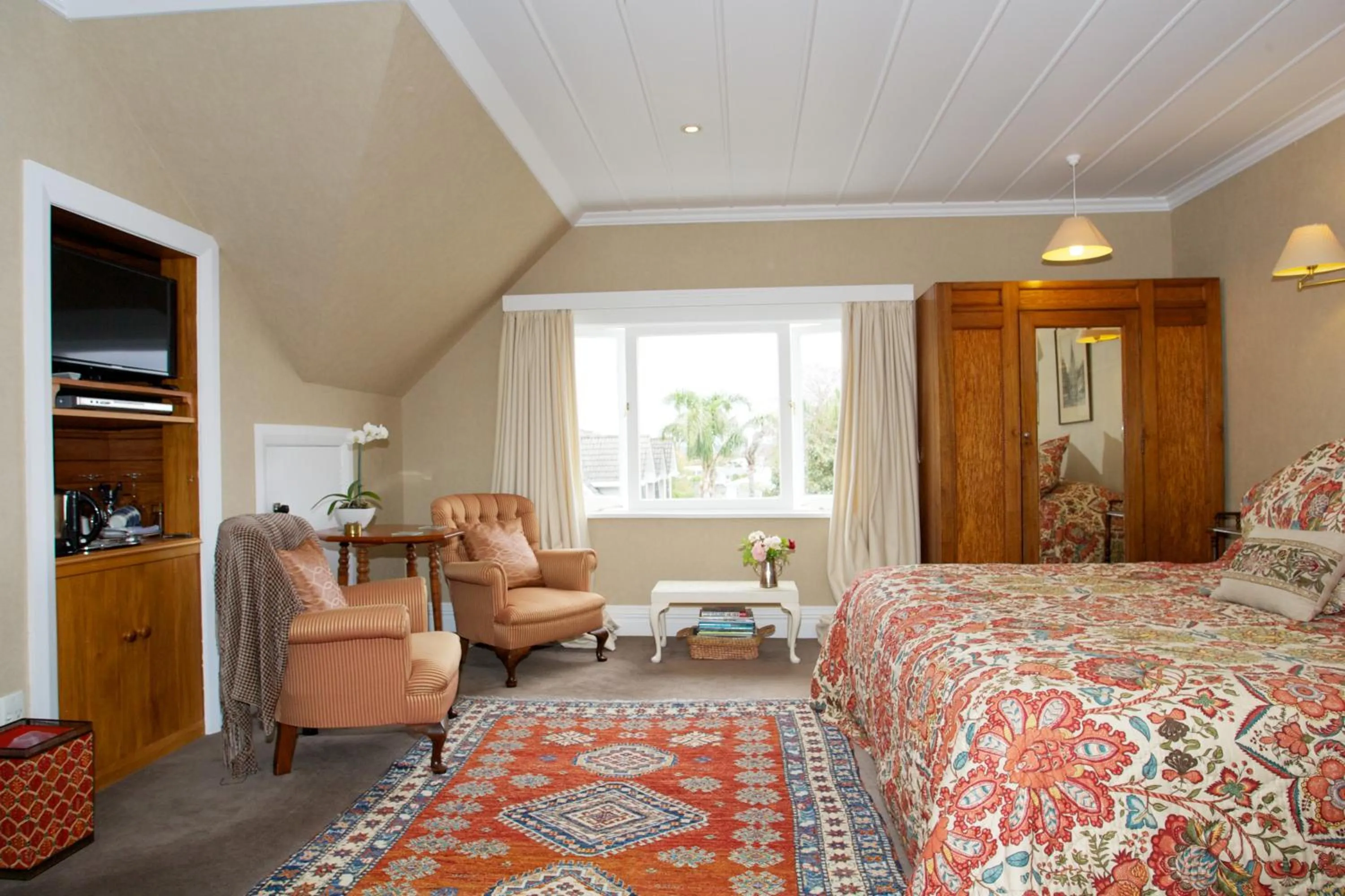 Bed in Cobden Garden