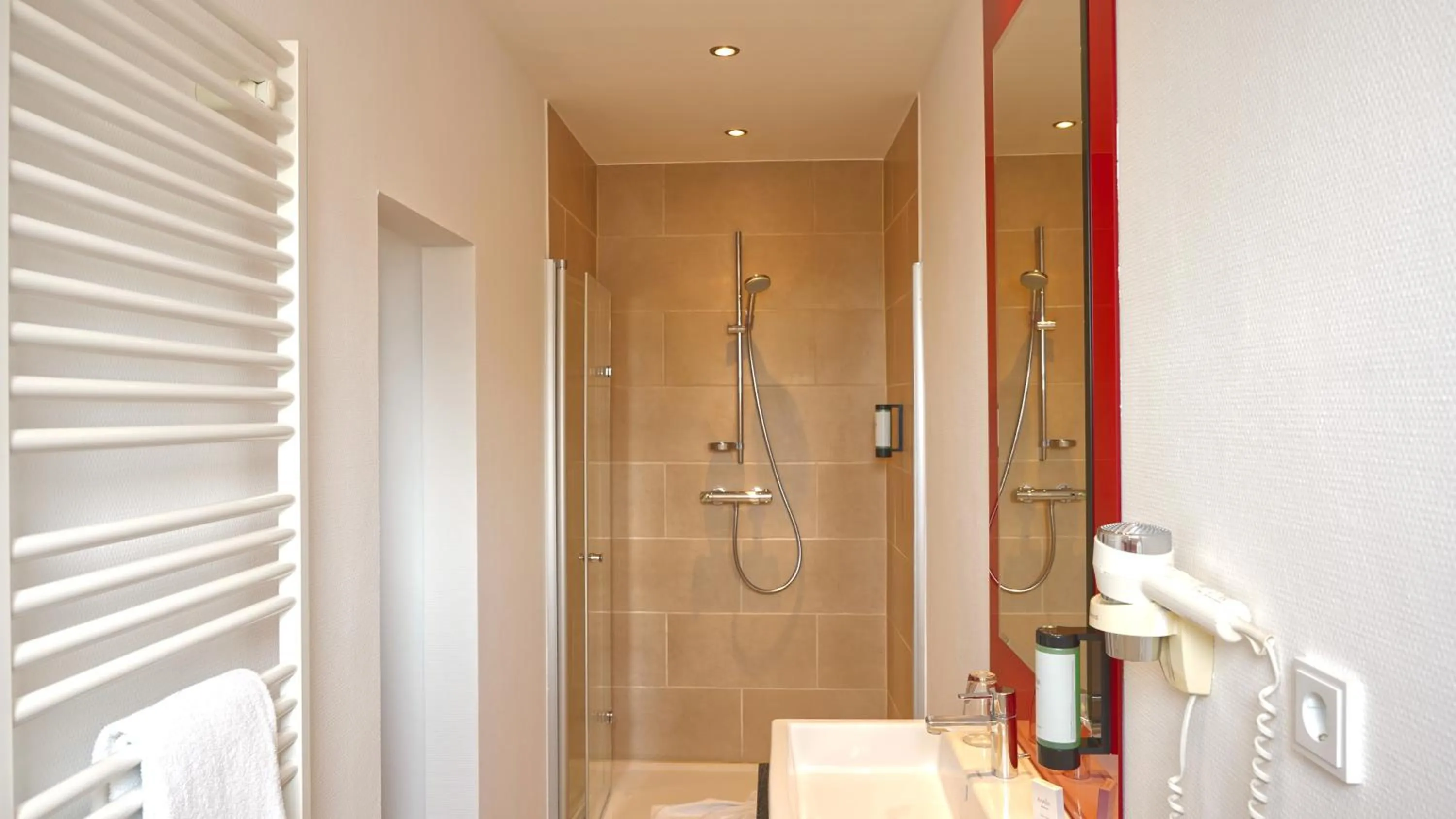 Shower in Altes Zollhaus