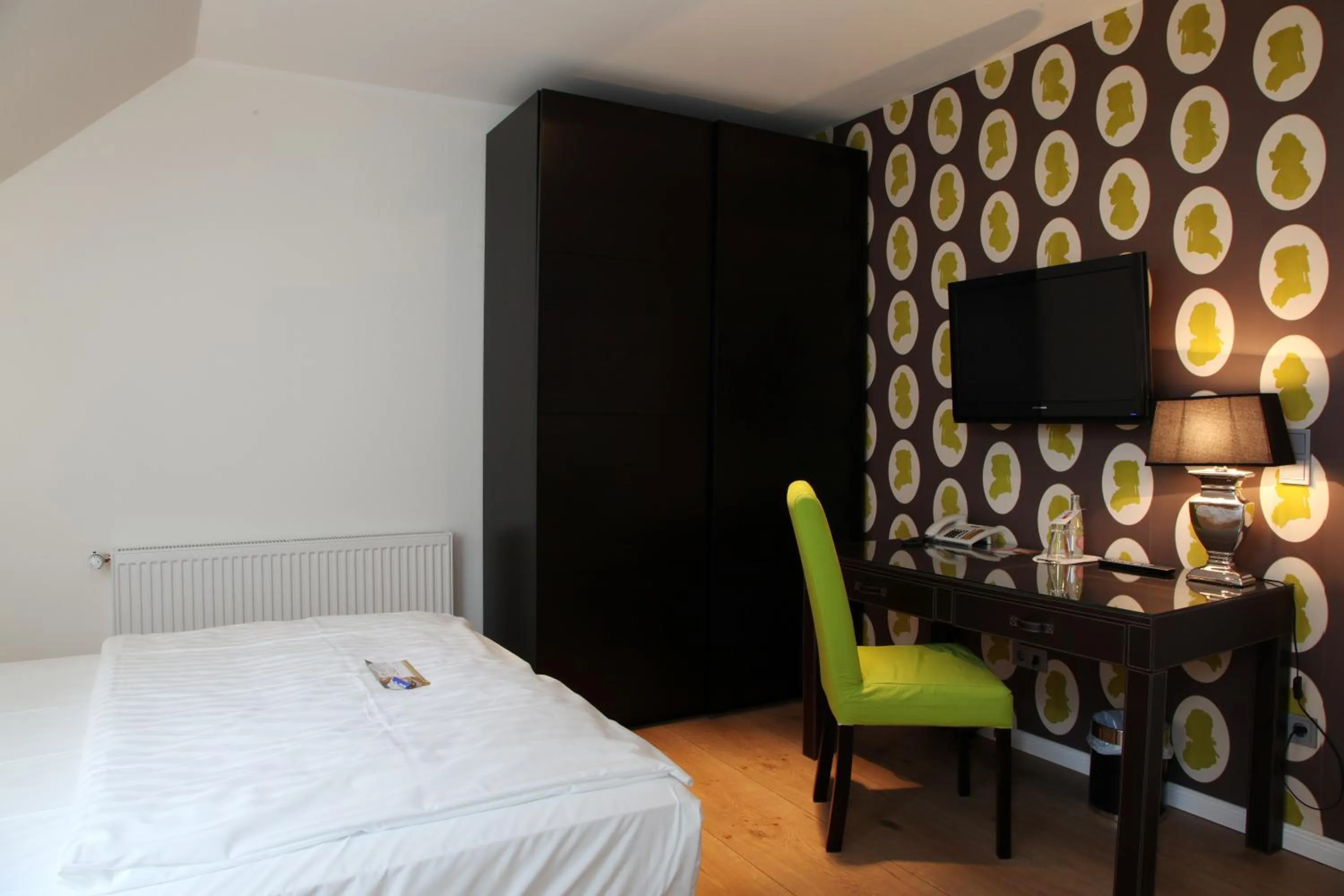 Photo of the whole room, Bed in Altes Zollhaus