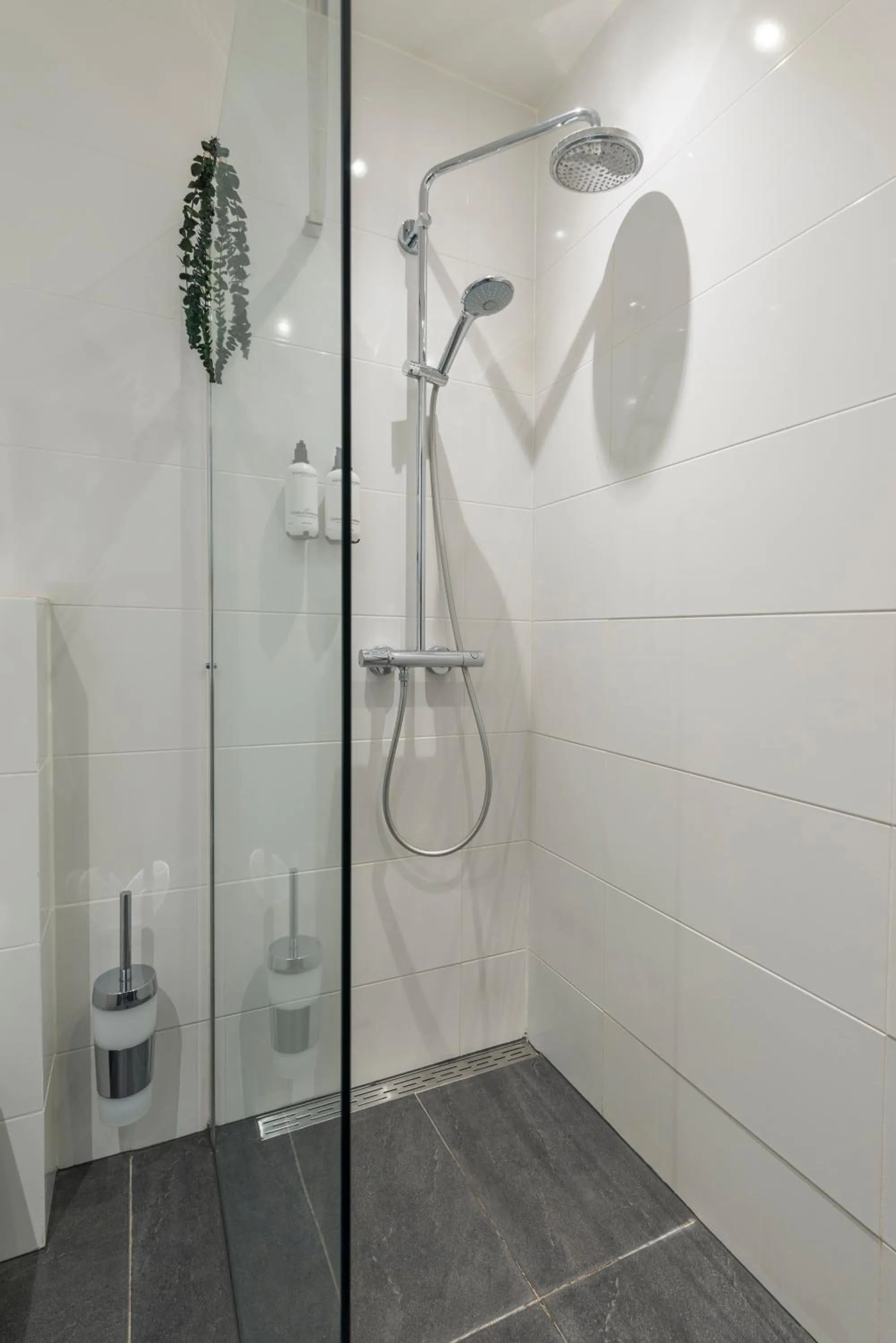 Property building in Hotel Sutor