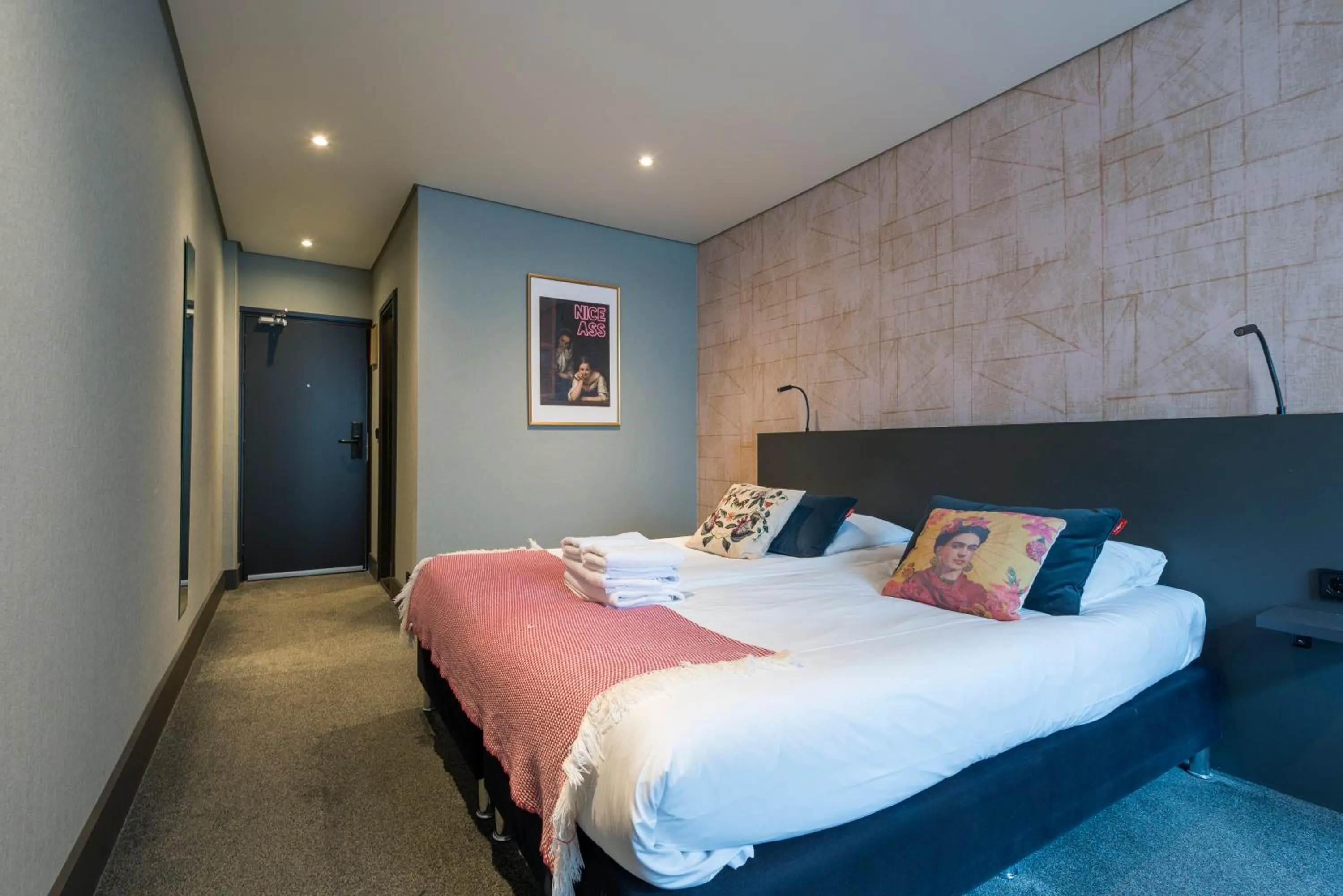 Bedroom, Bed in Hotel Sutor