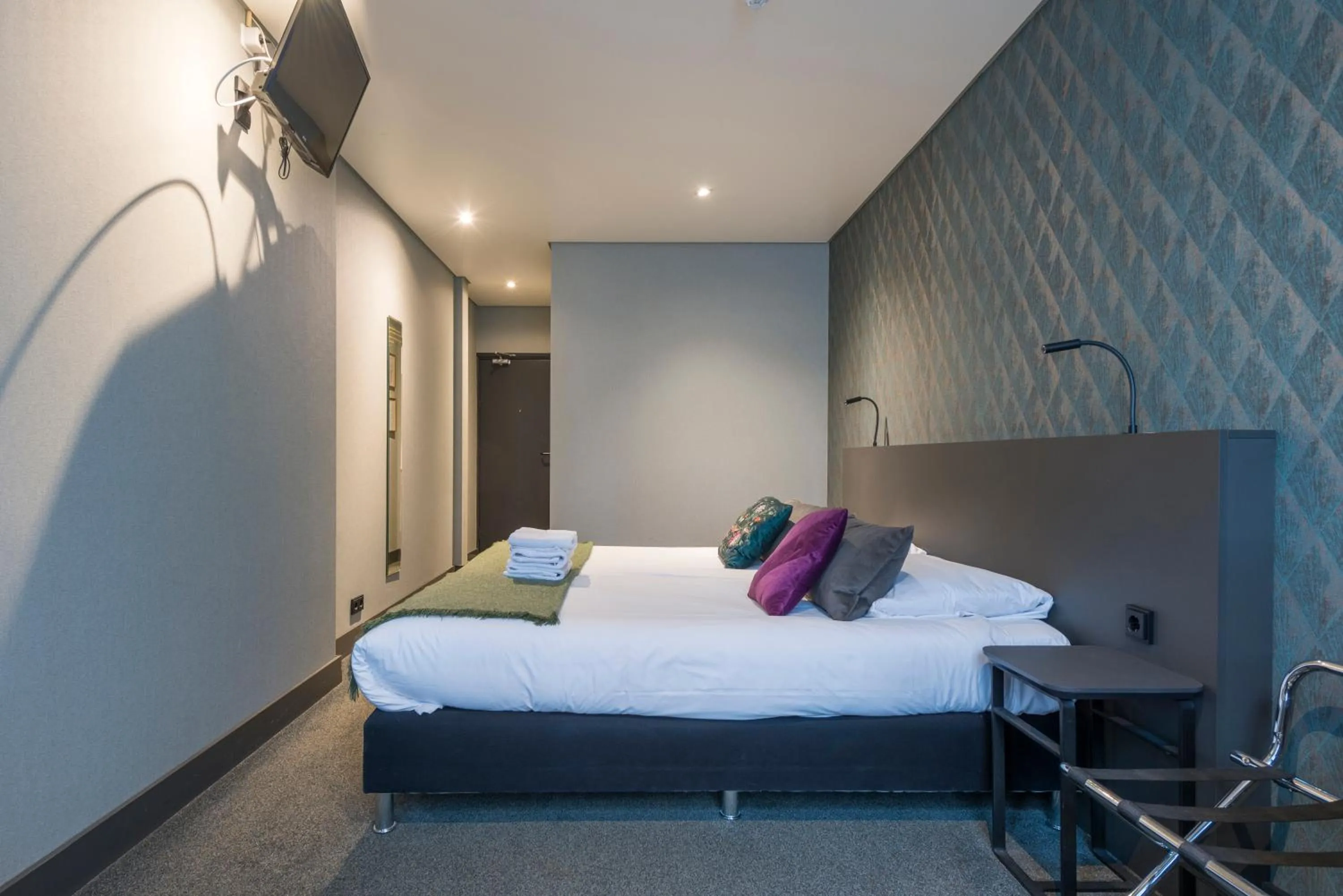 Photo of the whole room, Bed in Hotel Sutor