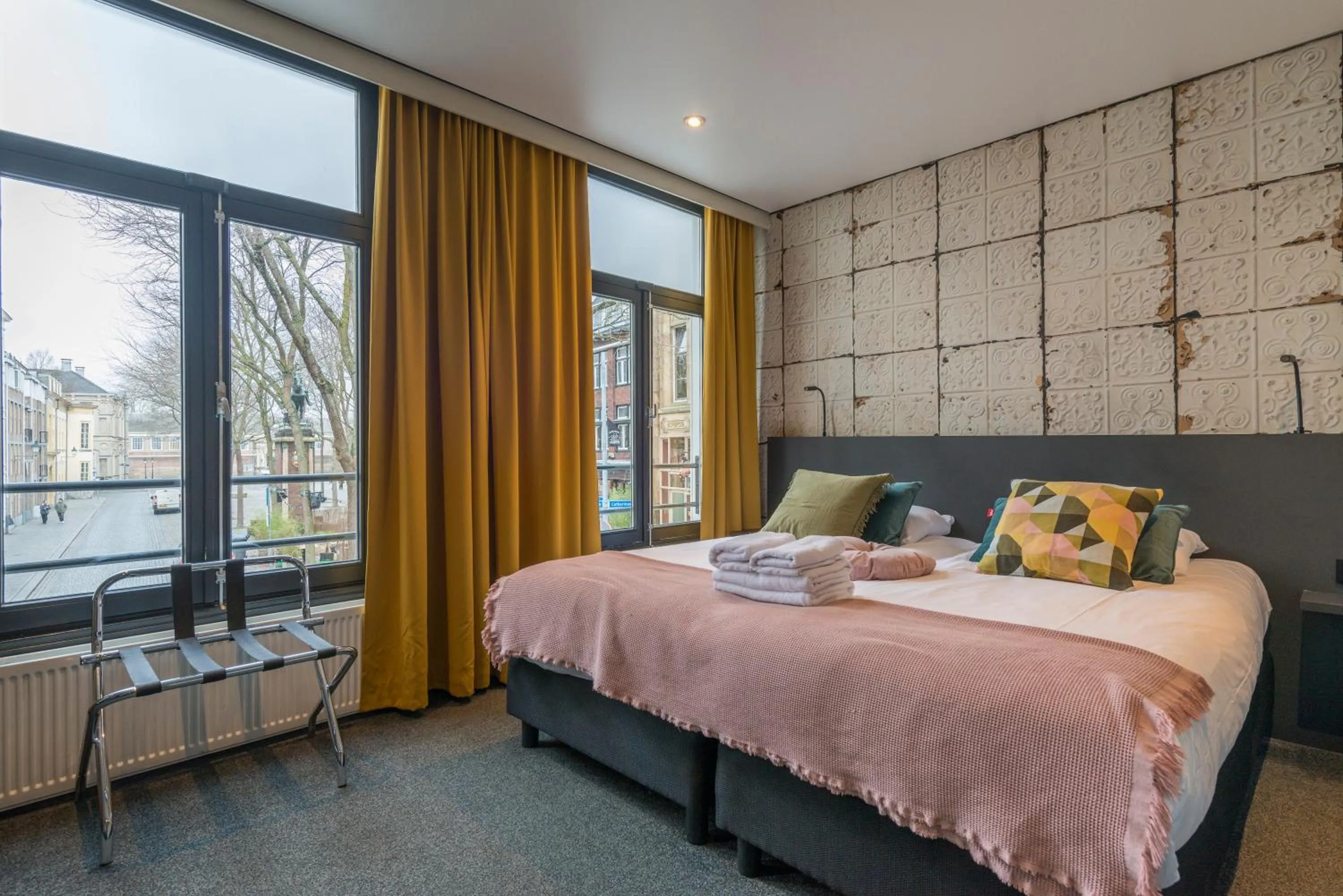 Bedroom, Bed in Hotel Sutor