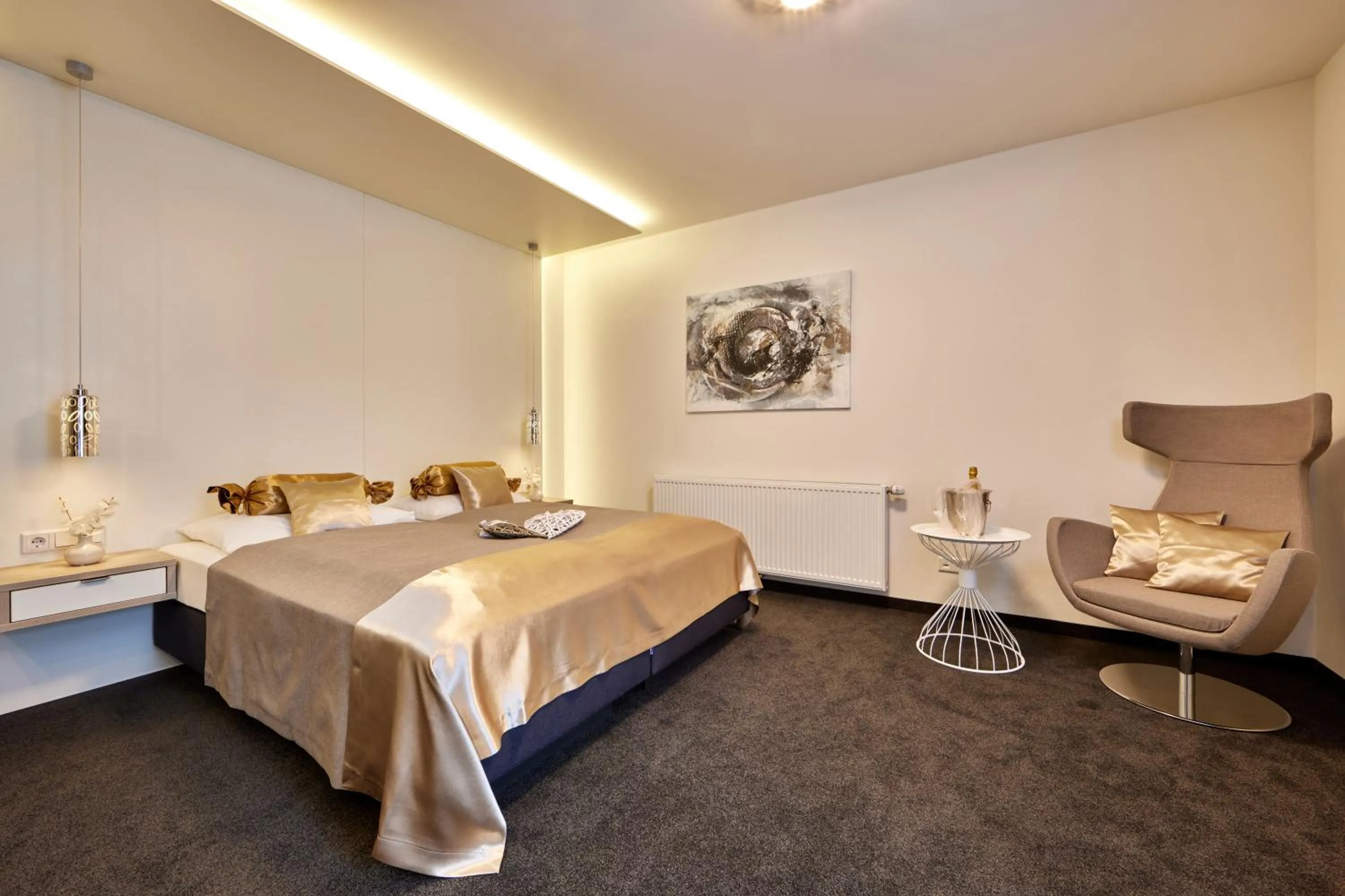 Photo of the whole room, Bed in Hotel Alter Wirth