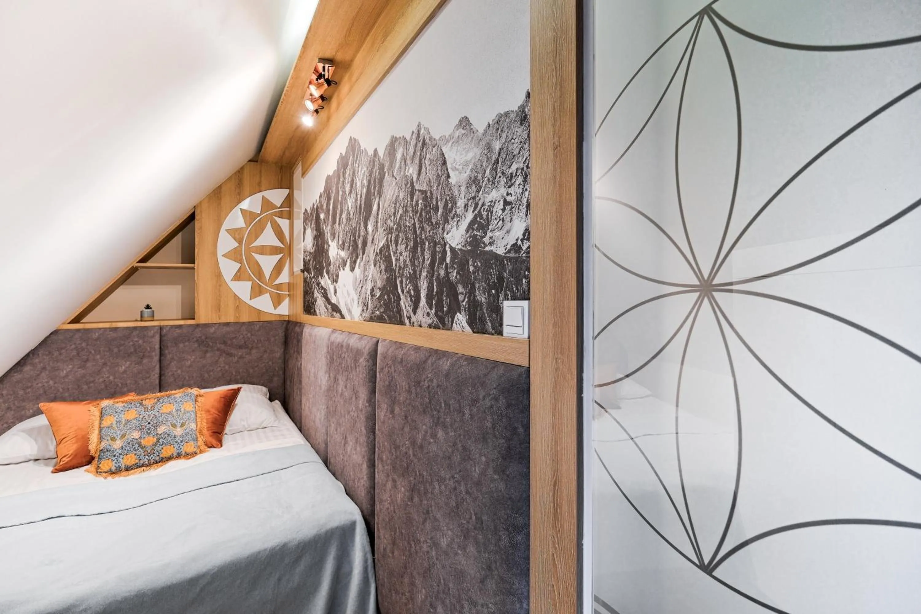 Bedroom, Bed in Aparthotel Góralski Spa & Restaurant