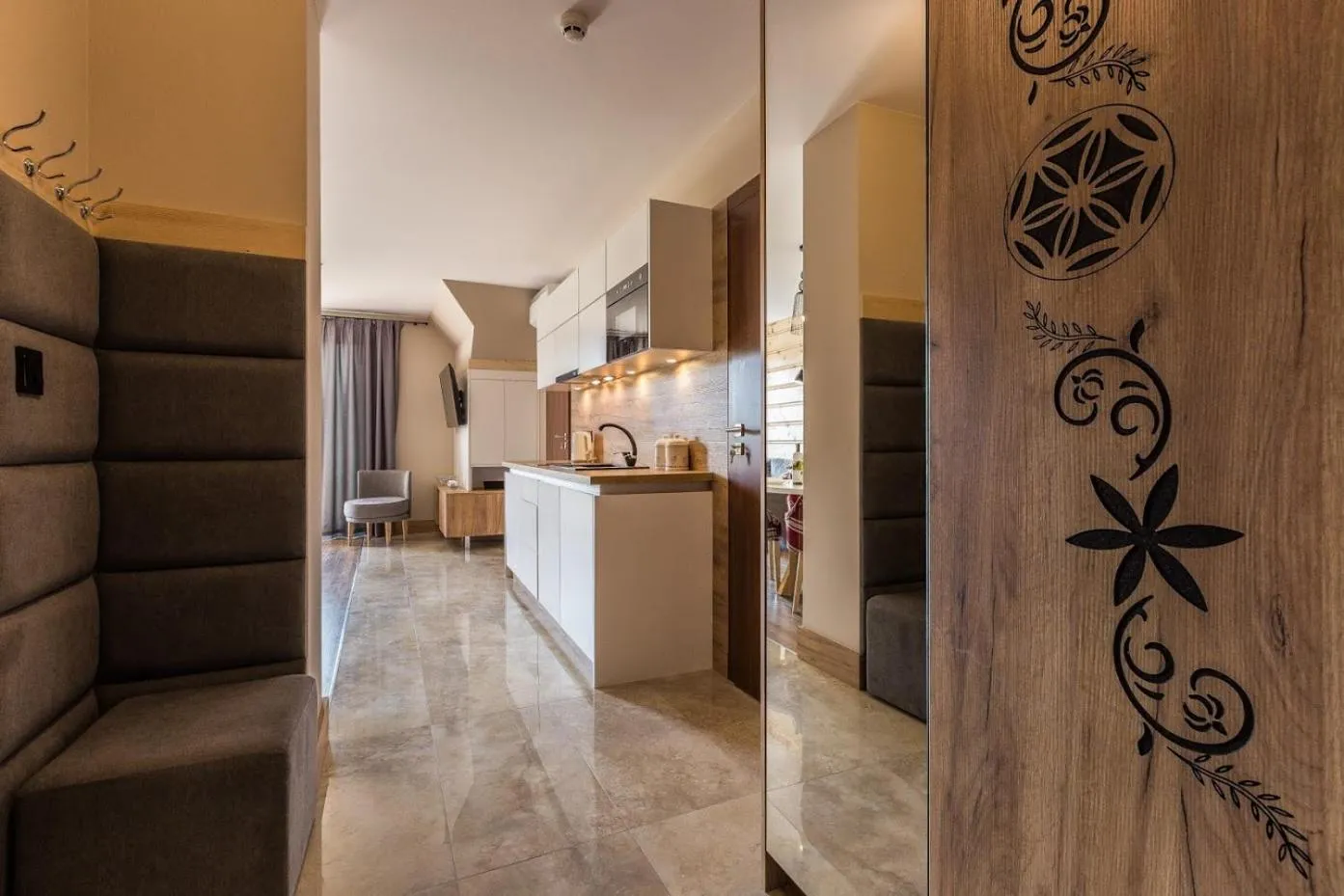 Kitchen or kitchenette in Aparthotel Góralski Spa & Restaurant
