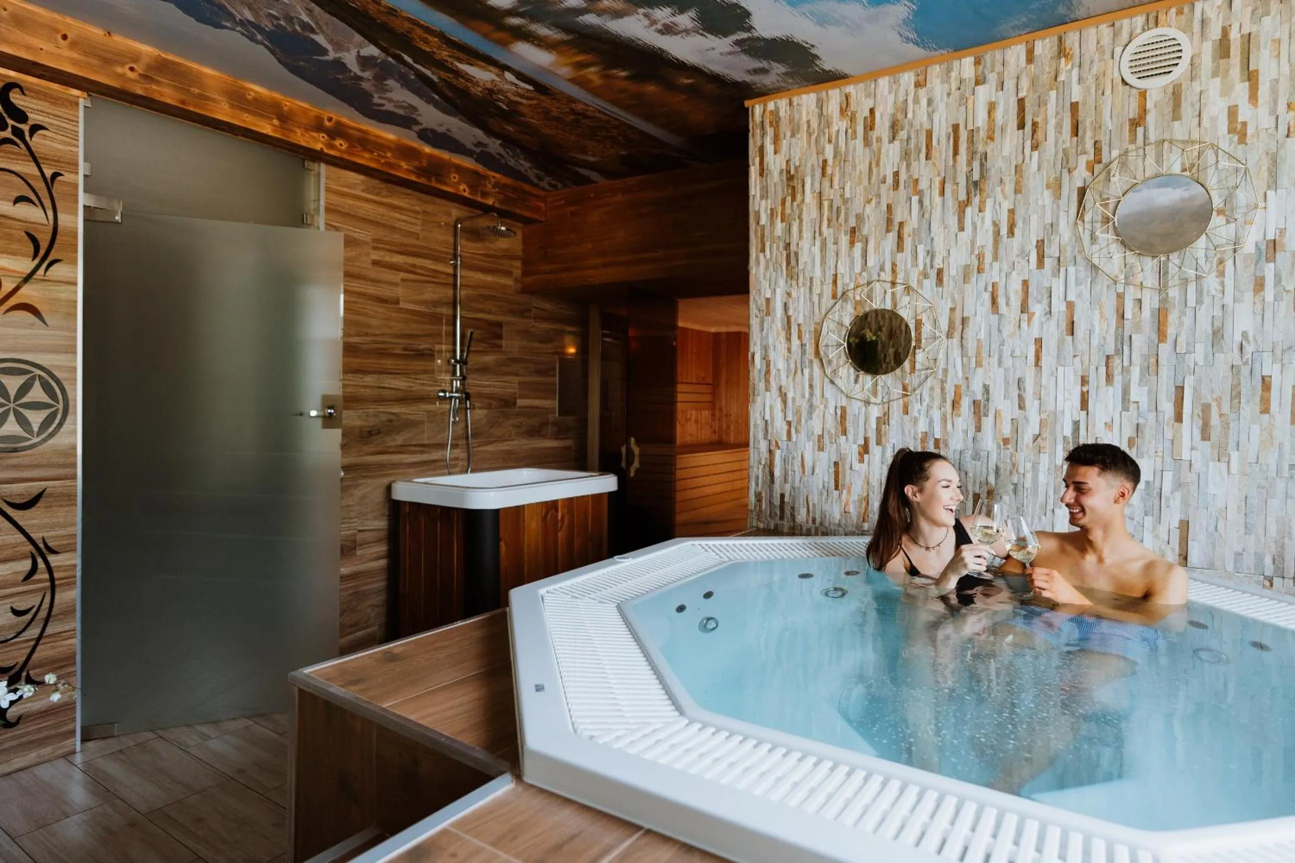 Hot Tub in Aparthotel Góralski Spa & Restaurant