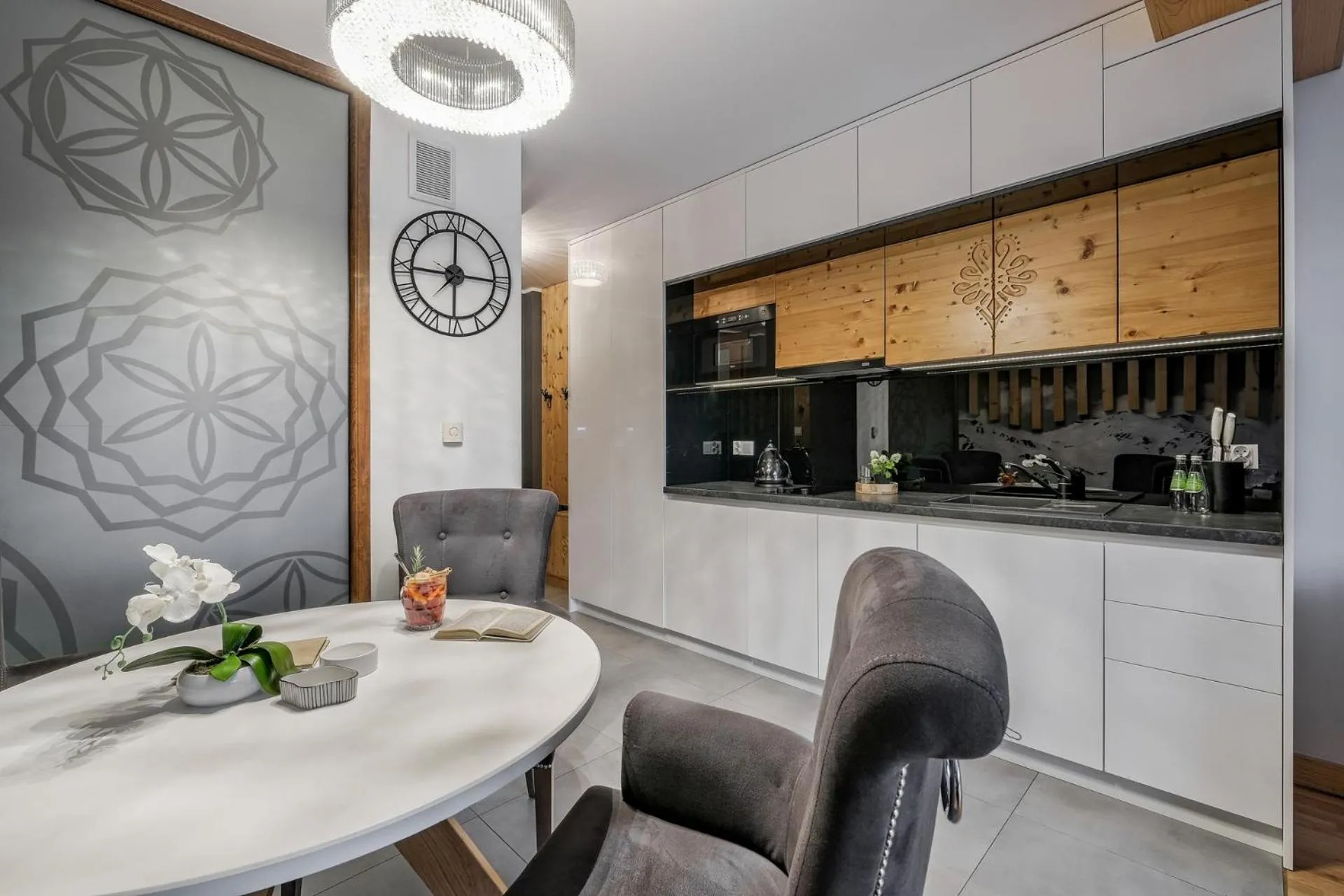 Kitchen or kitchenette in Aparthotel Góralski Spa & Restaurant