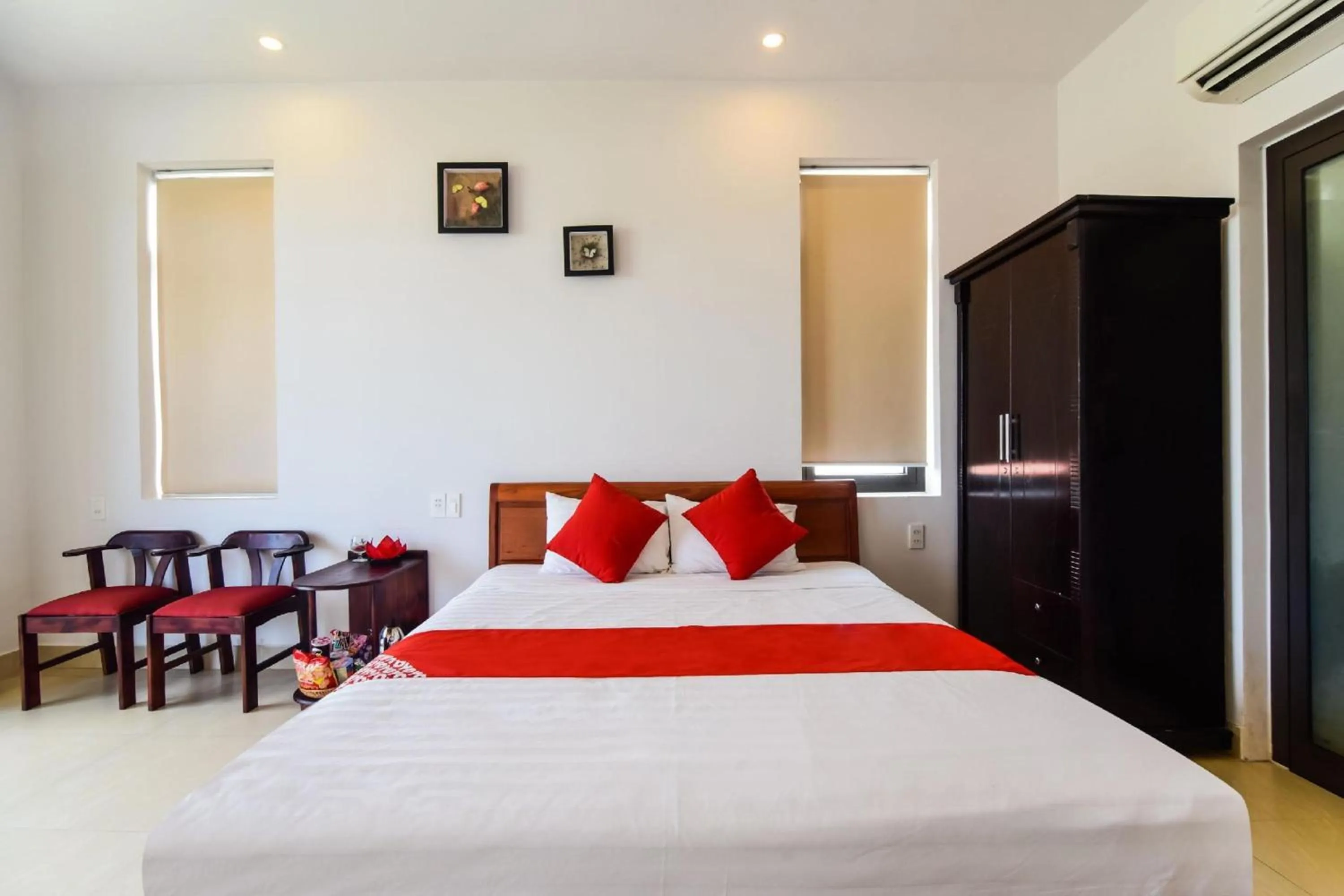 Bedroom, Bed in OYO 473 Suburban Villa