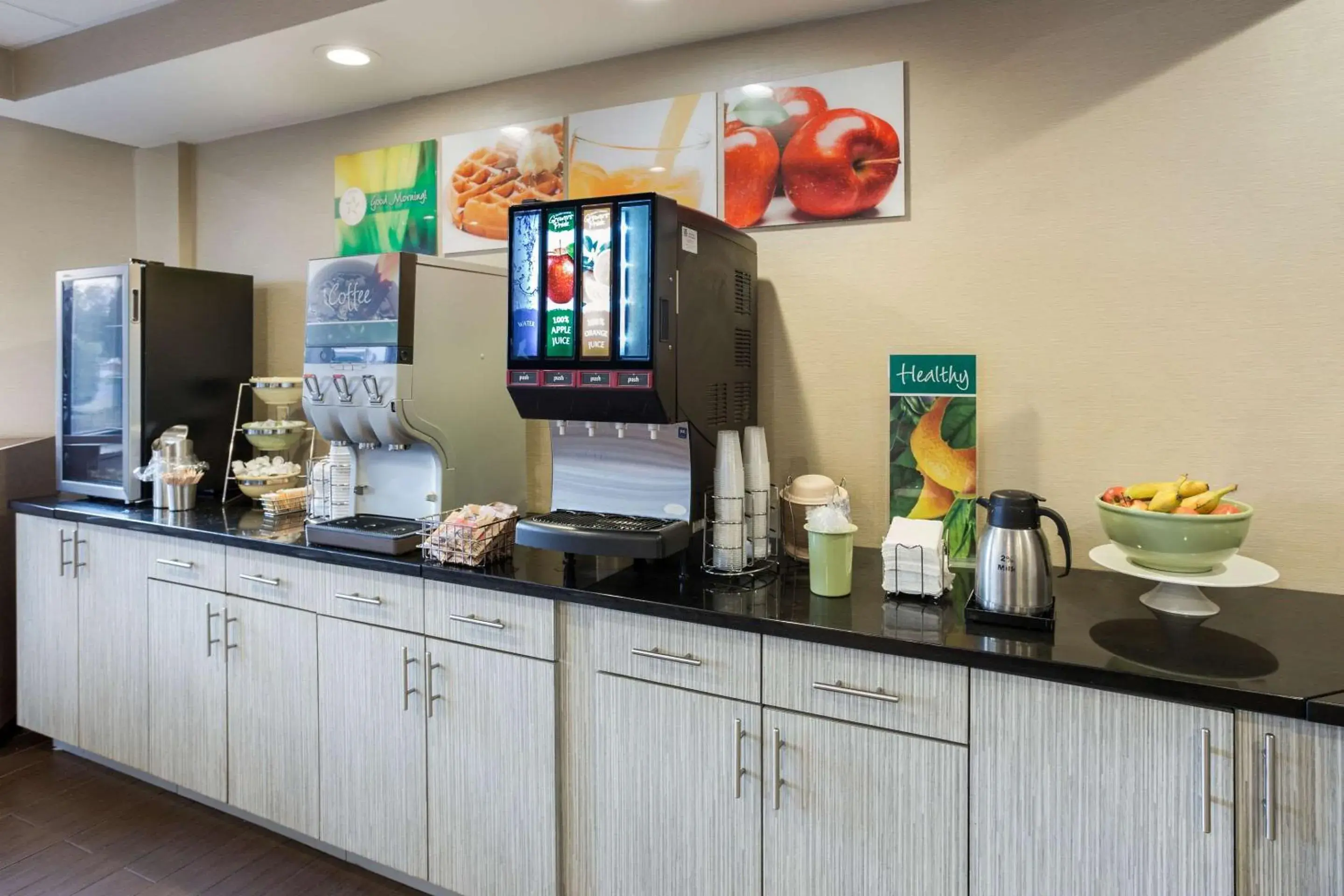 Breakfast in Quality Inn Albany Colonie Breakfast in Quality Inn Albany Colonie