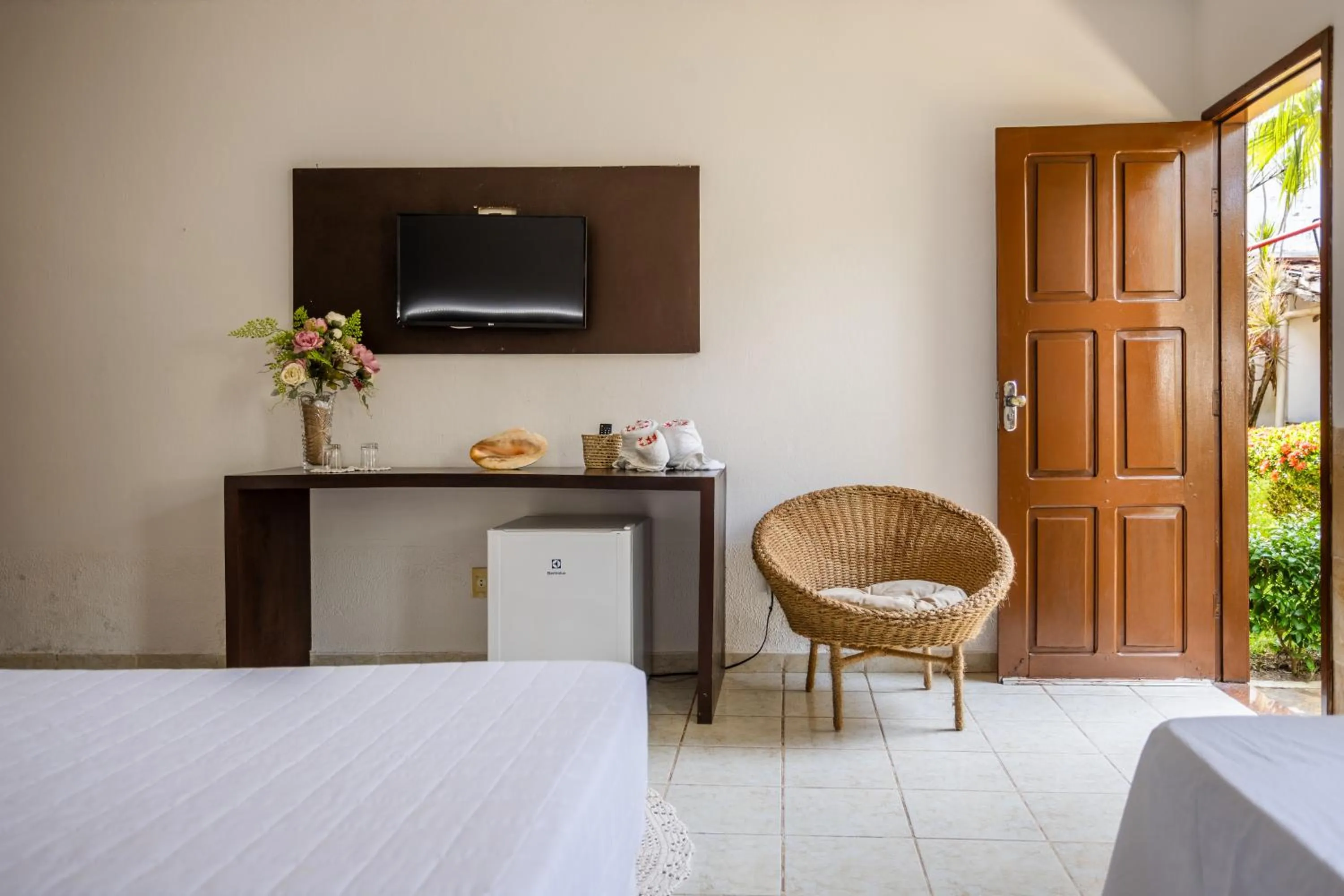 TV and multimedia, Bed in Jeri Village Hotel