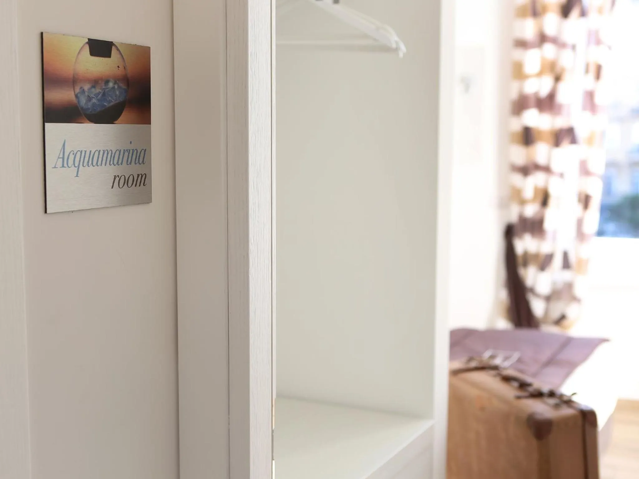 Logo/Certificate/Sign in Dimora Diamante