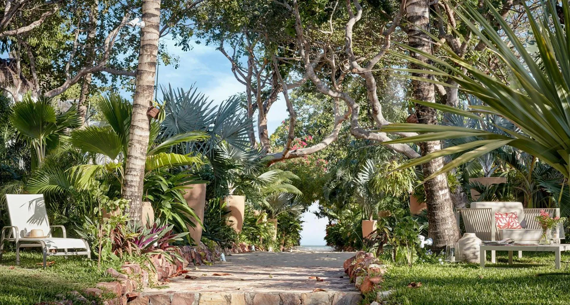 Garden in The Chili Beach Private Resort