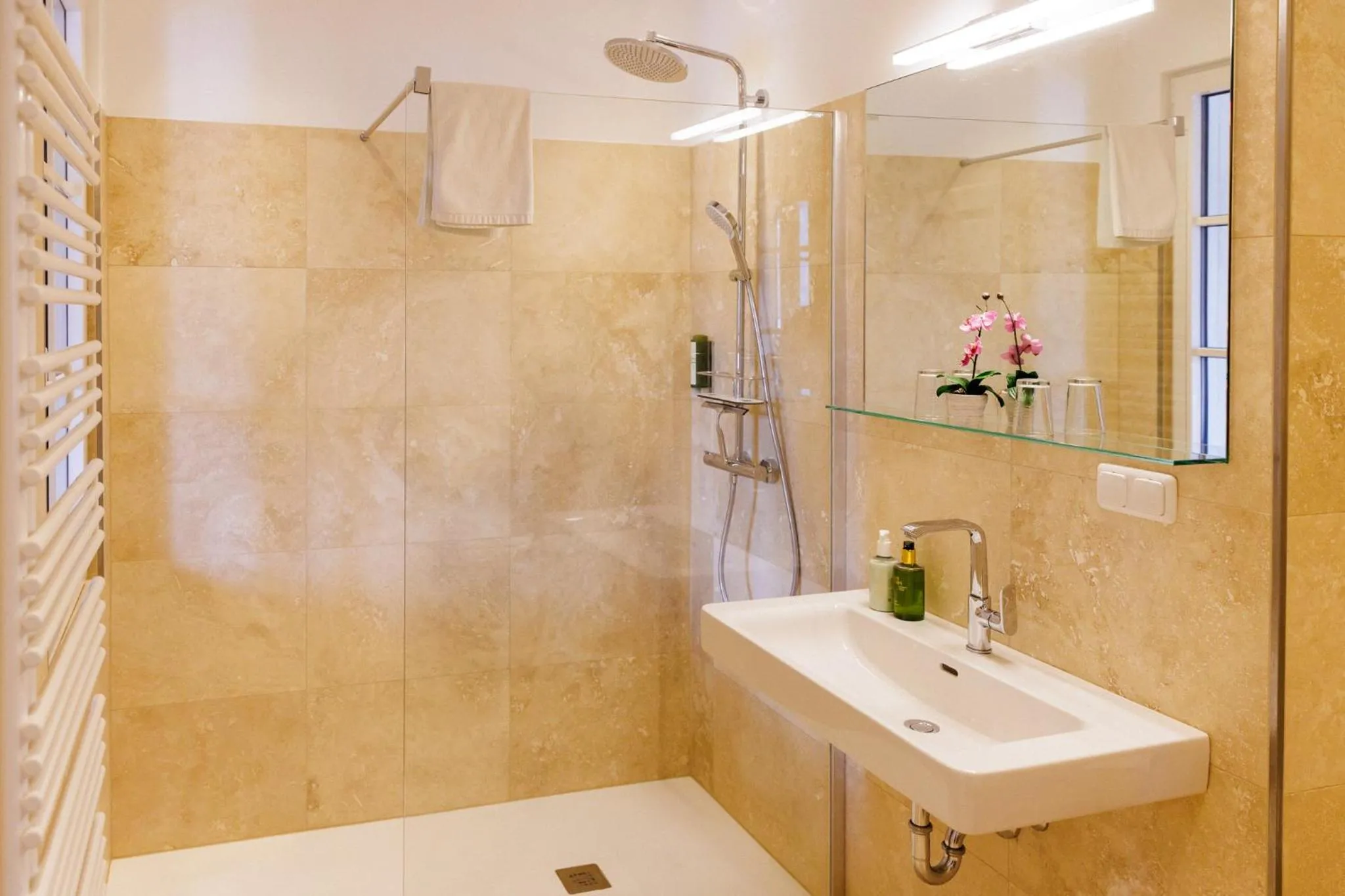 Shower in Hotel am See - Seeresidenz