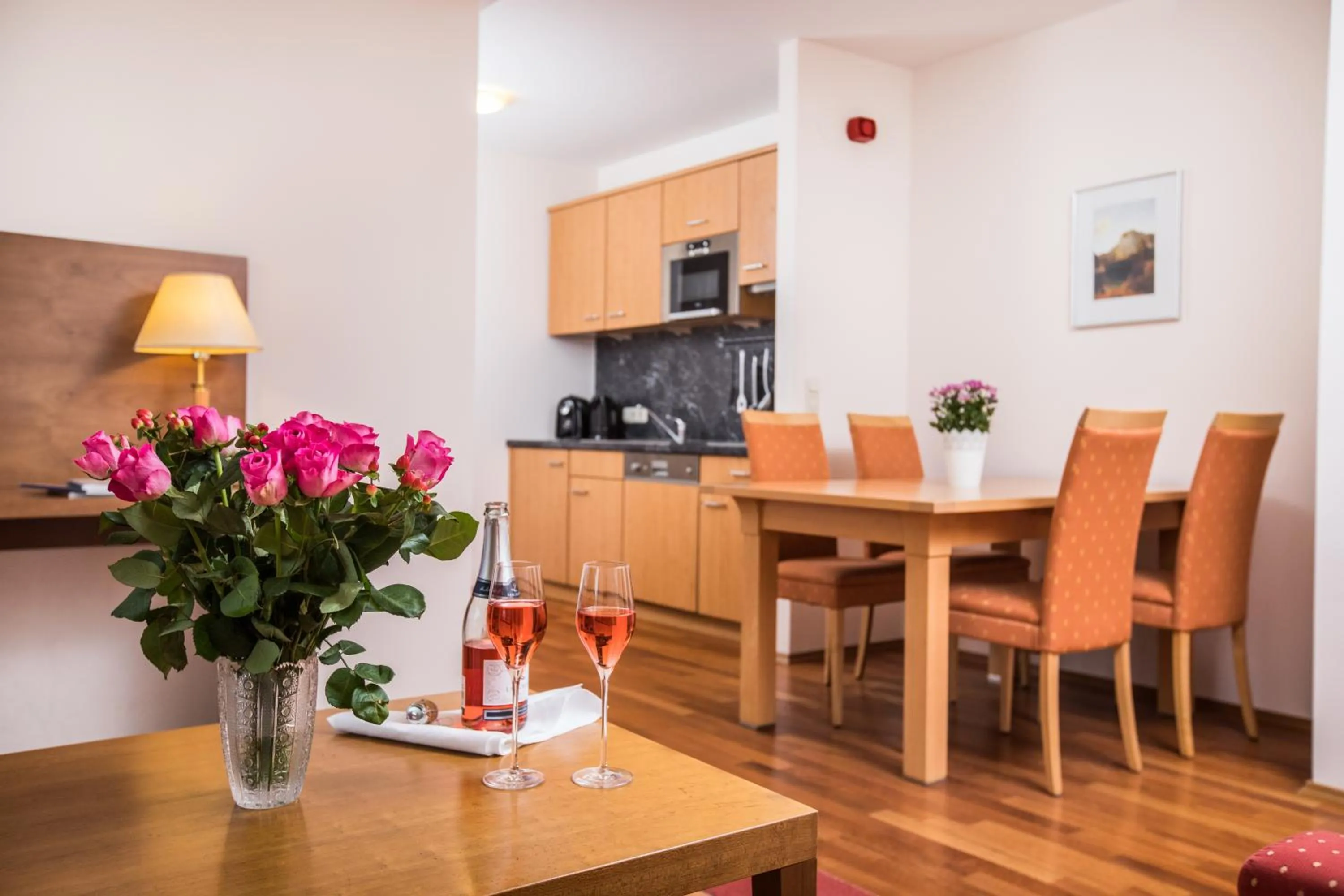 Kitchen or kitchenette in Hotel am See - Seeresidenz