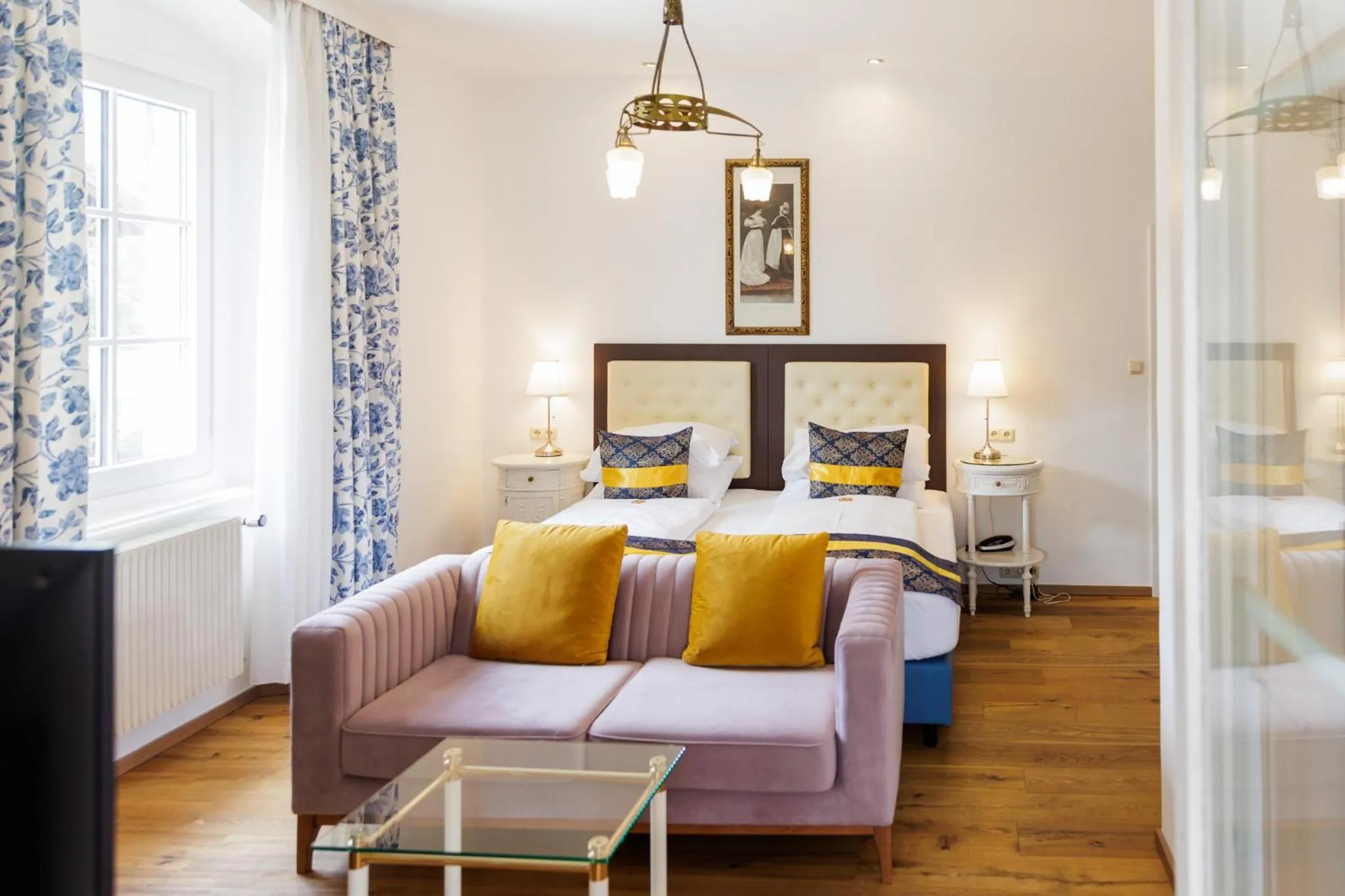 Photo of the whole room, Bed in Hotel am See - Seeresidenz