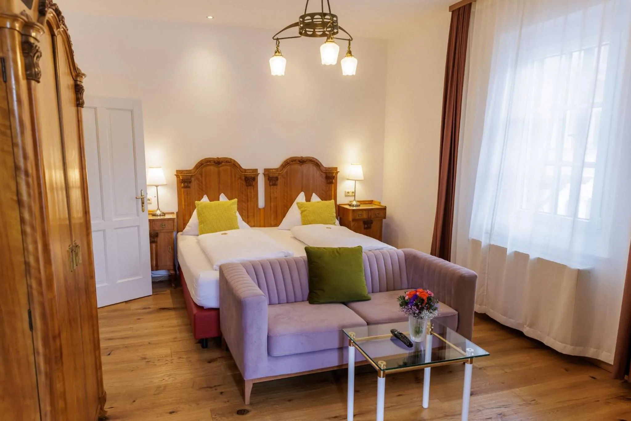 Photo of the whole room, Bed in Hotel am See - Seeresidenz