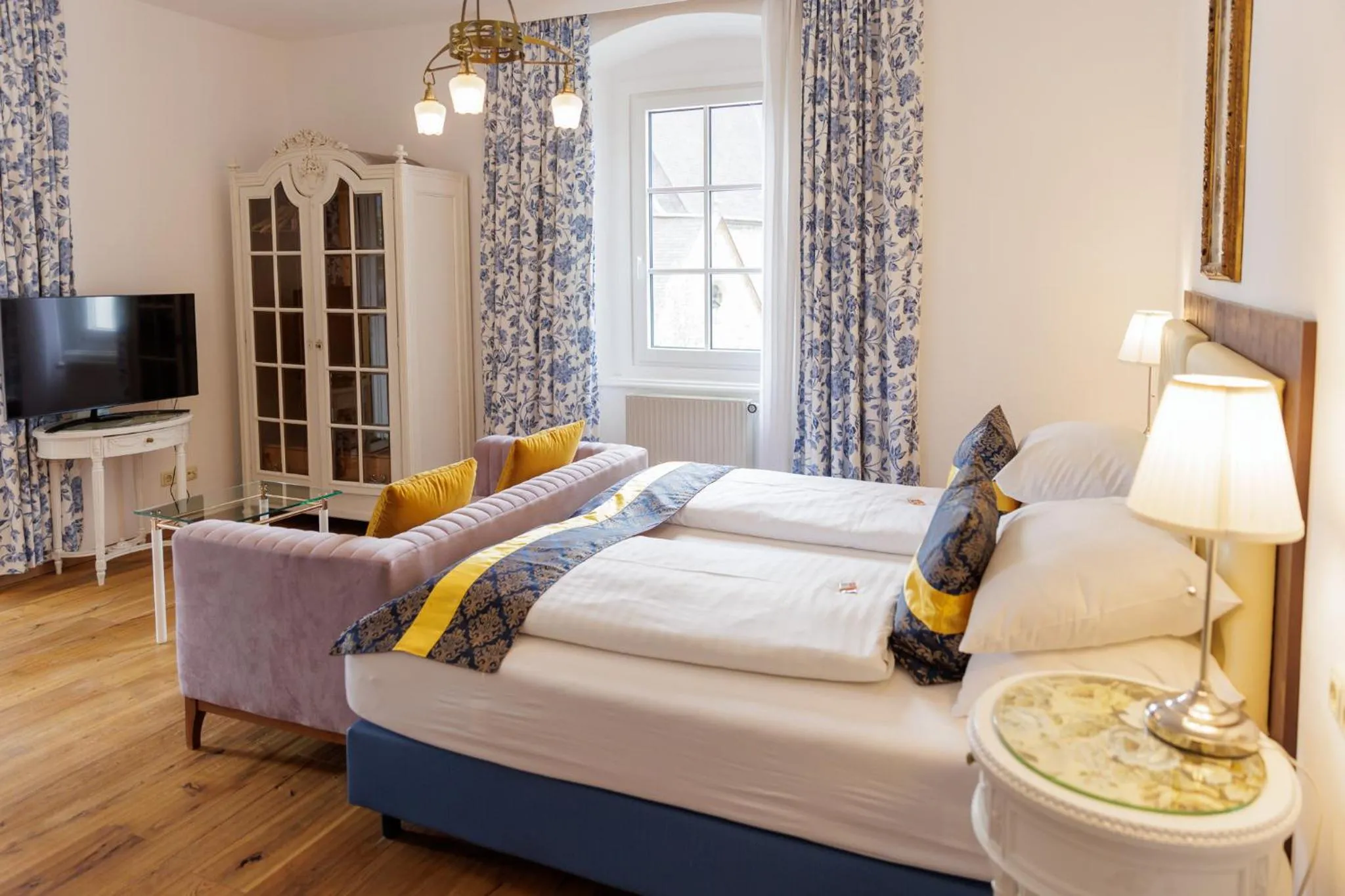 Photo of the whole room, Bed in Hotel am See - Seeresidenz
