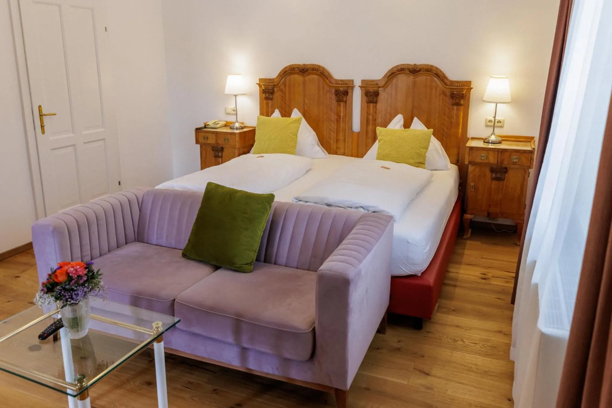 Photo of the whole room, Bed in Hotel am See - Seeresidenz