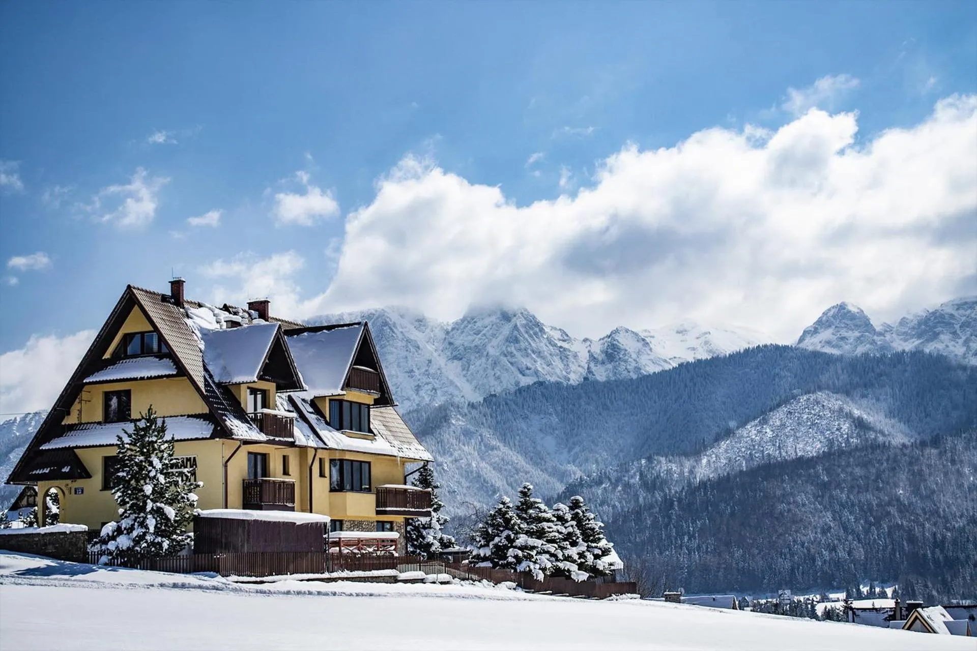 Property building in Panorama Premium