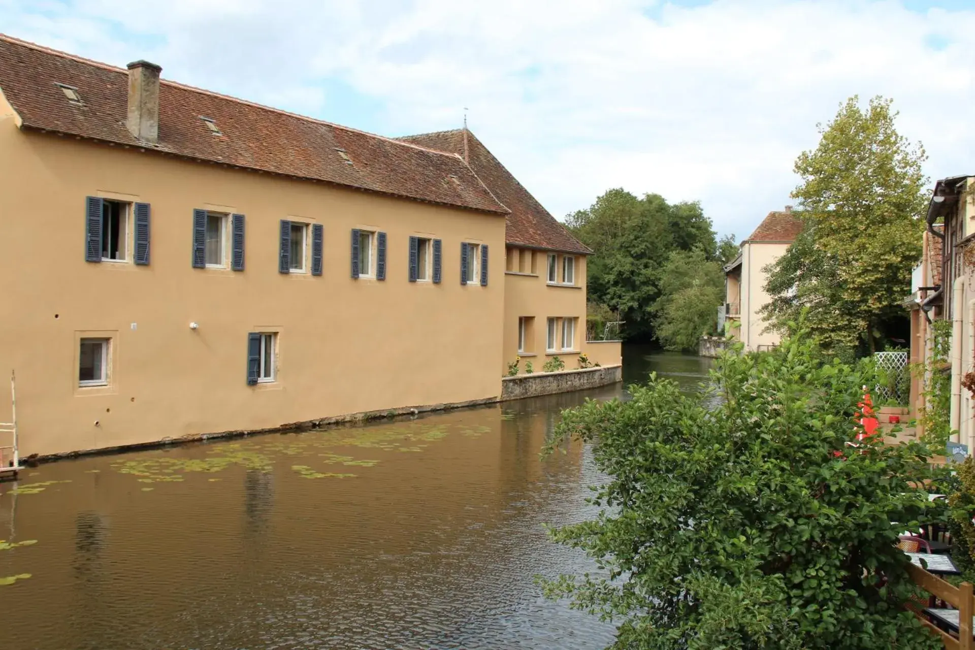 River view in Hôtel du Lion d'OR River view in Hôtel du Lion d'OR