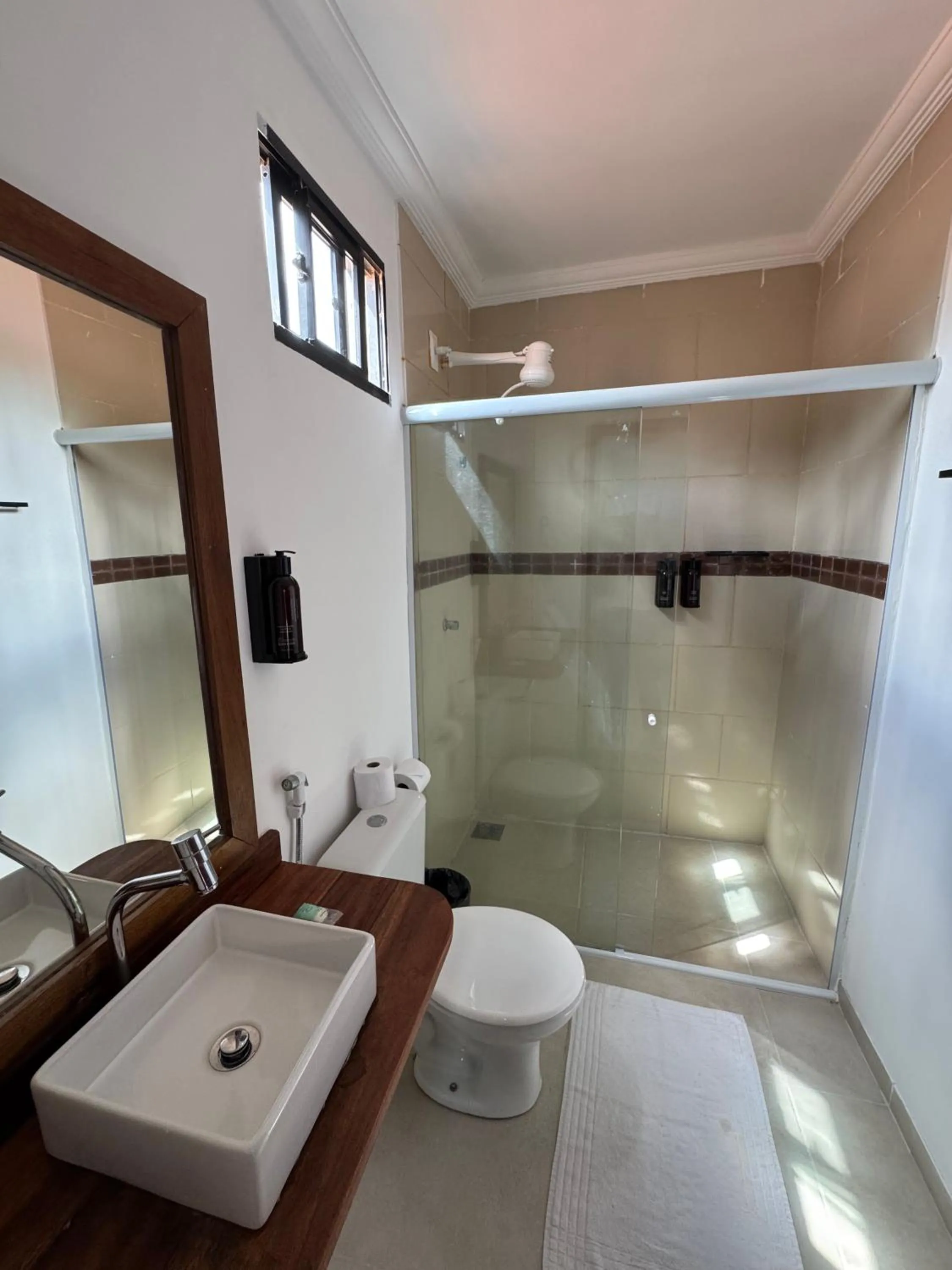 Shower in Pousada Capitão Thomaz