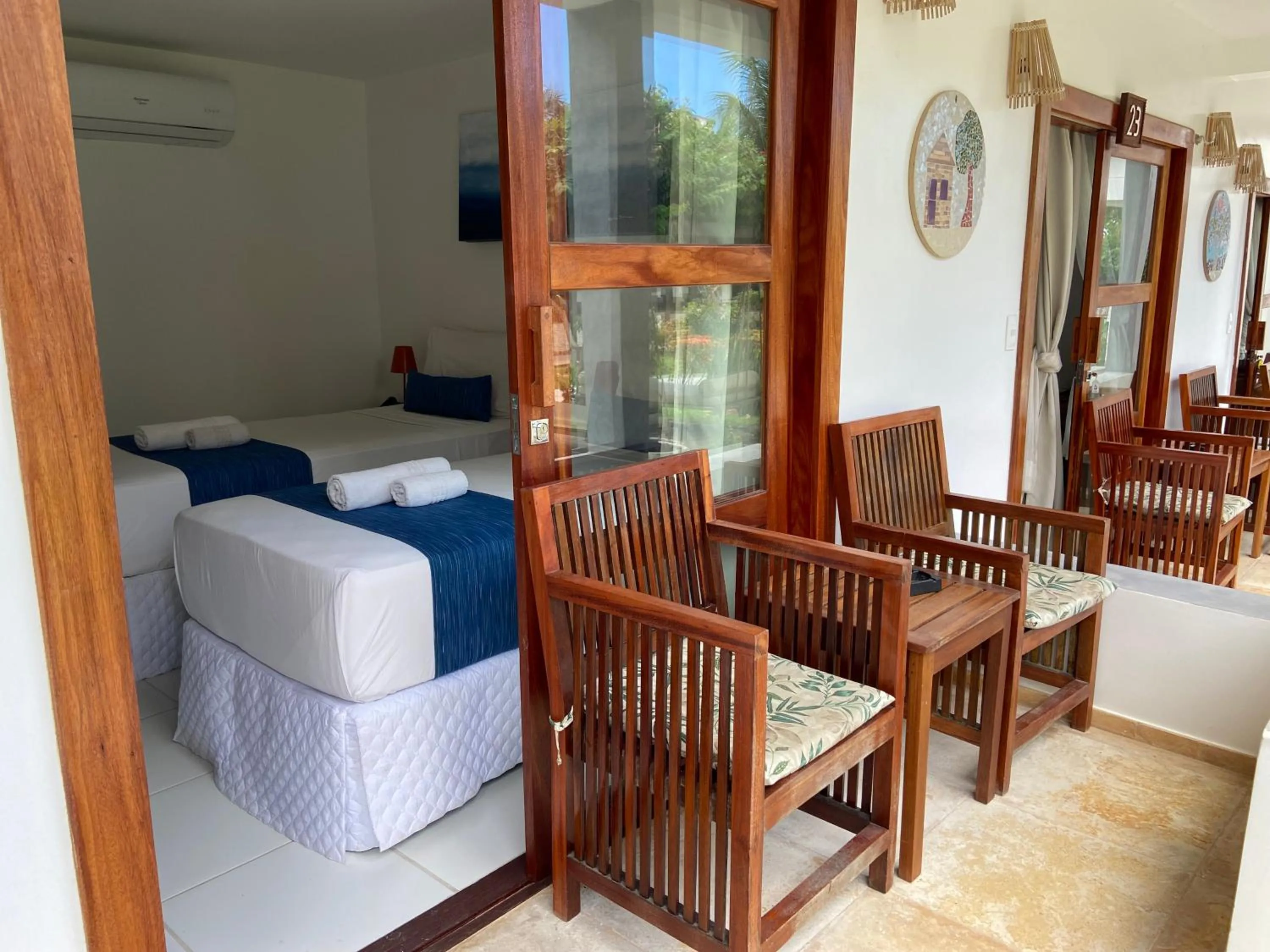 Balcony/Terrace, Bed in Pousada Capitão Thomaz