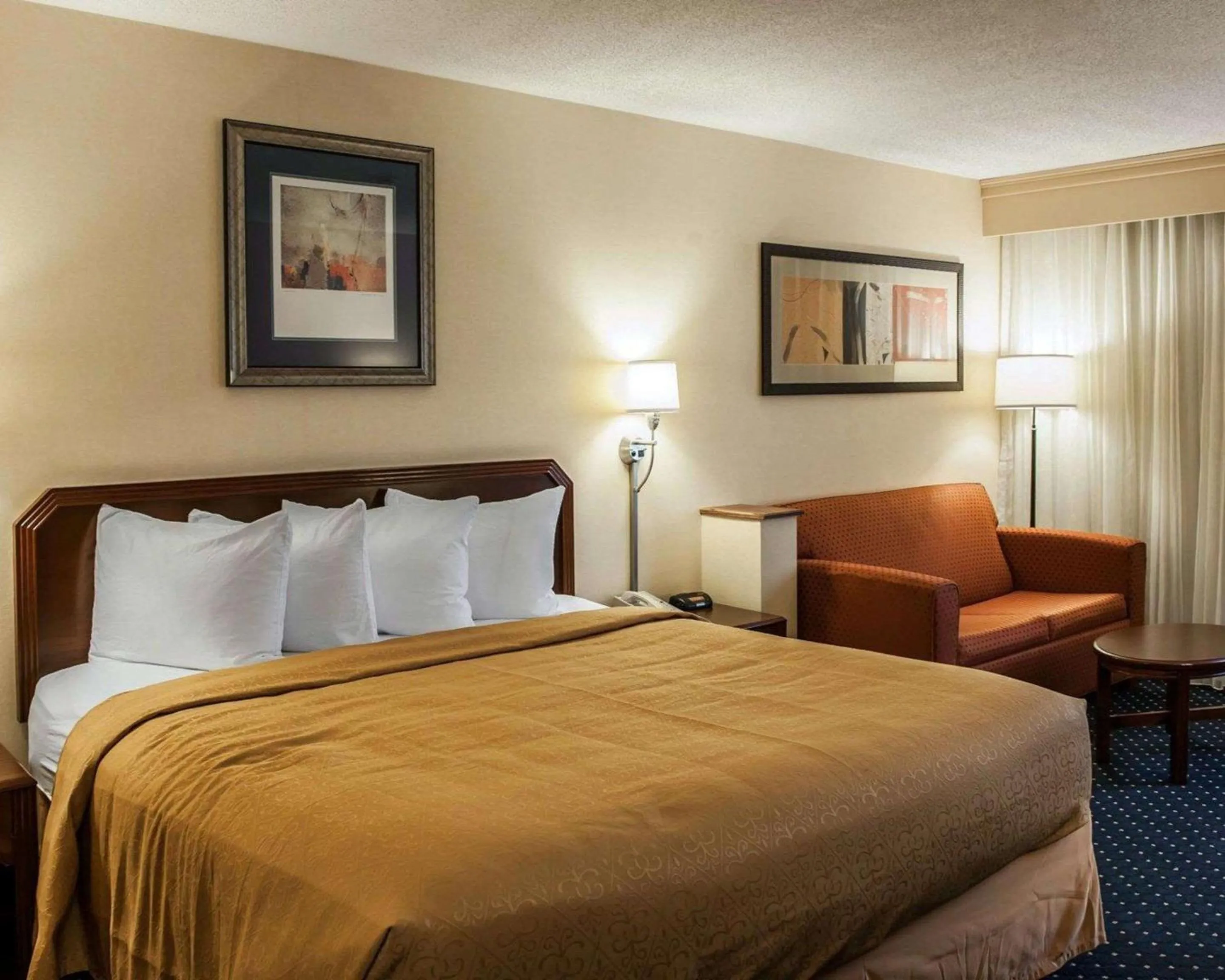 Bedroom, Bed in Quality Inn & Suites Goshen