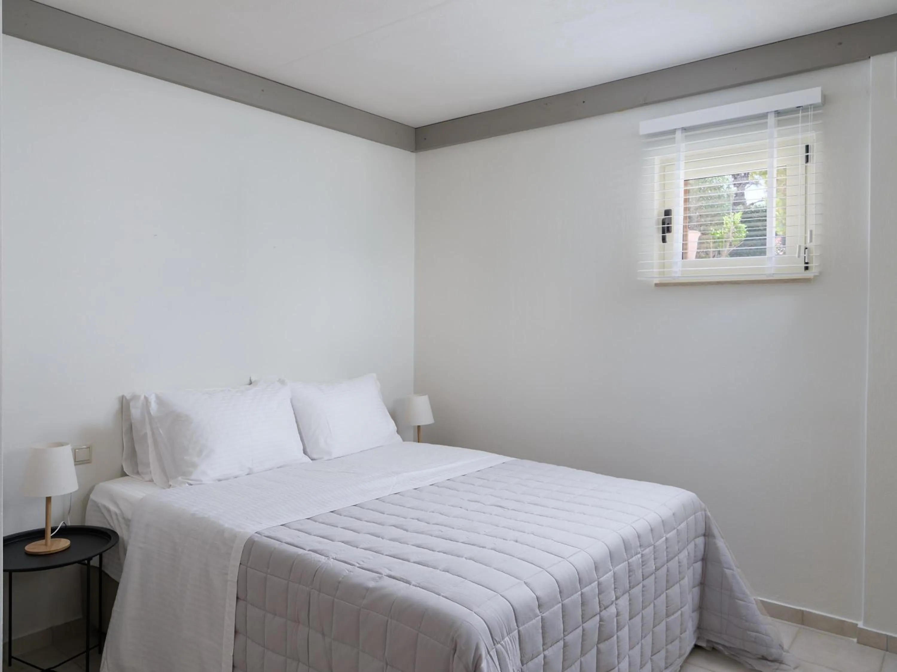 Photo of the whole room, Bed in Eliathos Hillside Retreat