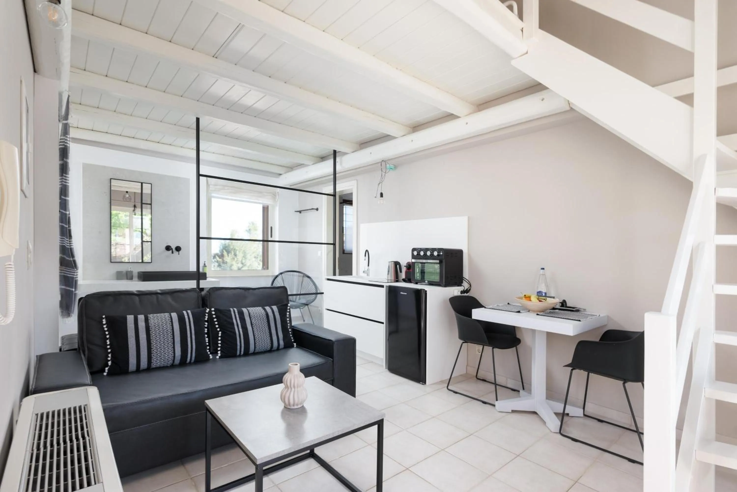 Photo of the whole room in Eliathos Hillside Retreat