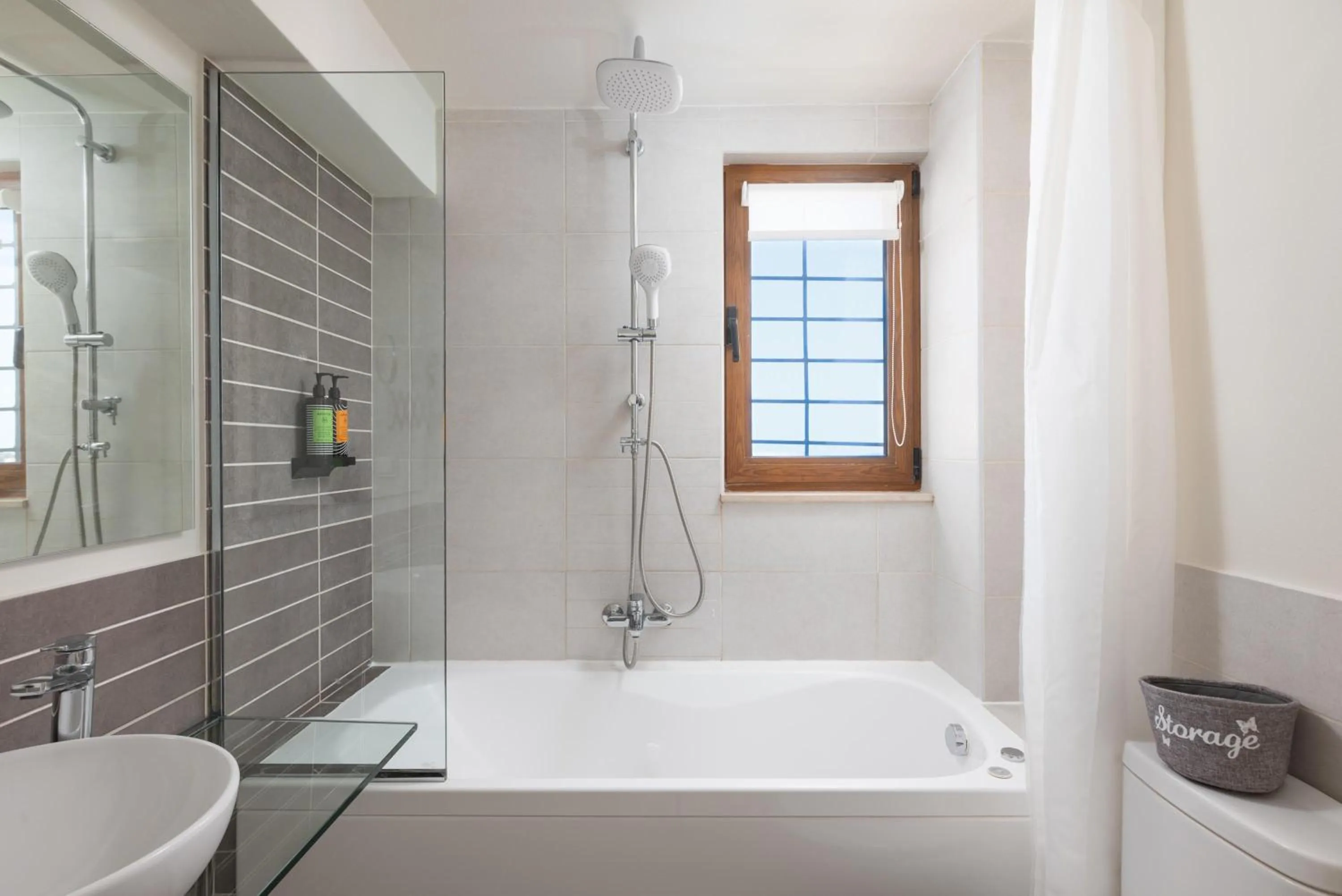 Bathroom in Eliathos Hillside Retreat