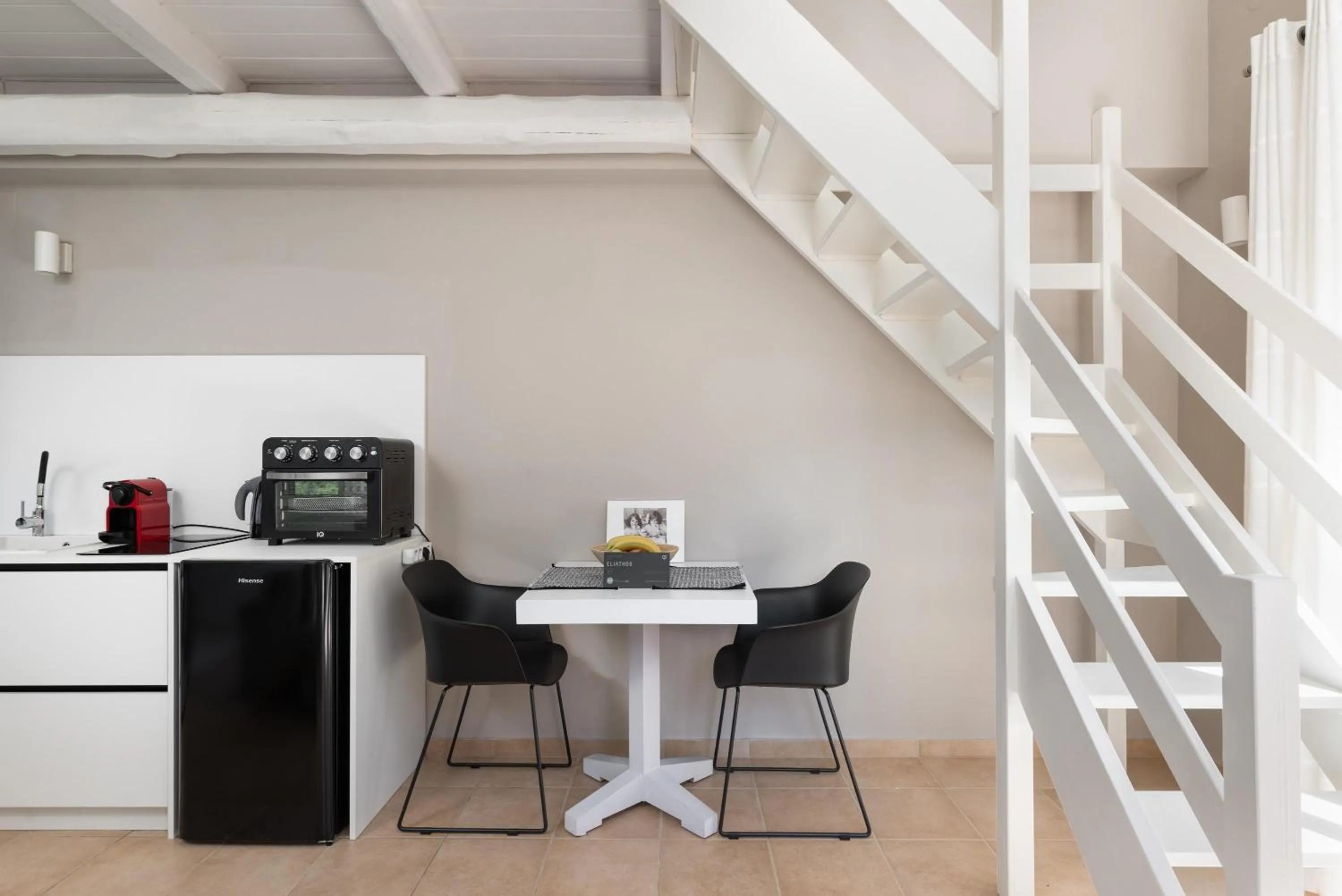 Photo of the whole room in Eliathos Hillside Retreat