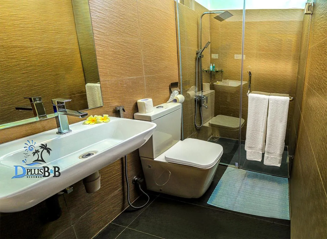 Bathroom in D Plus B&B Negombo