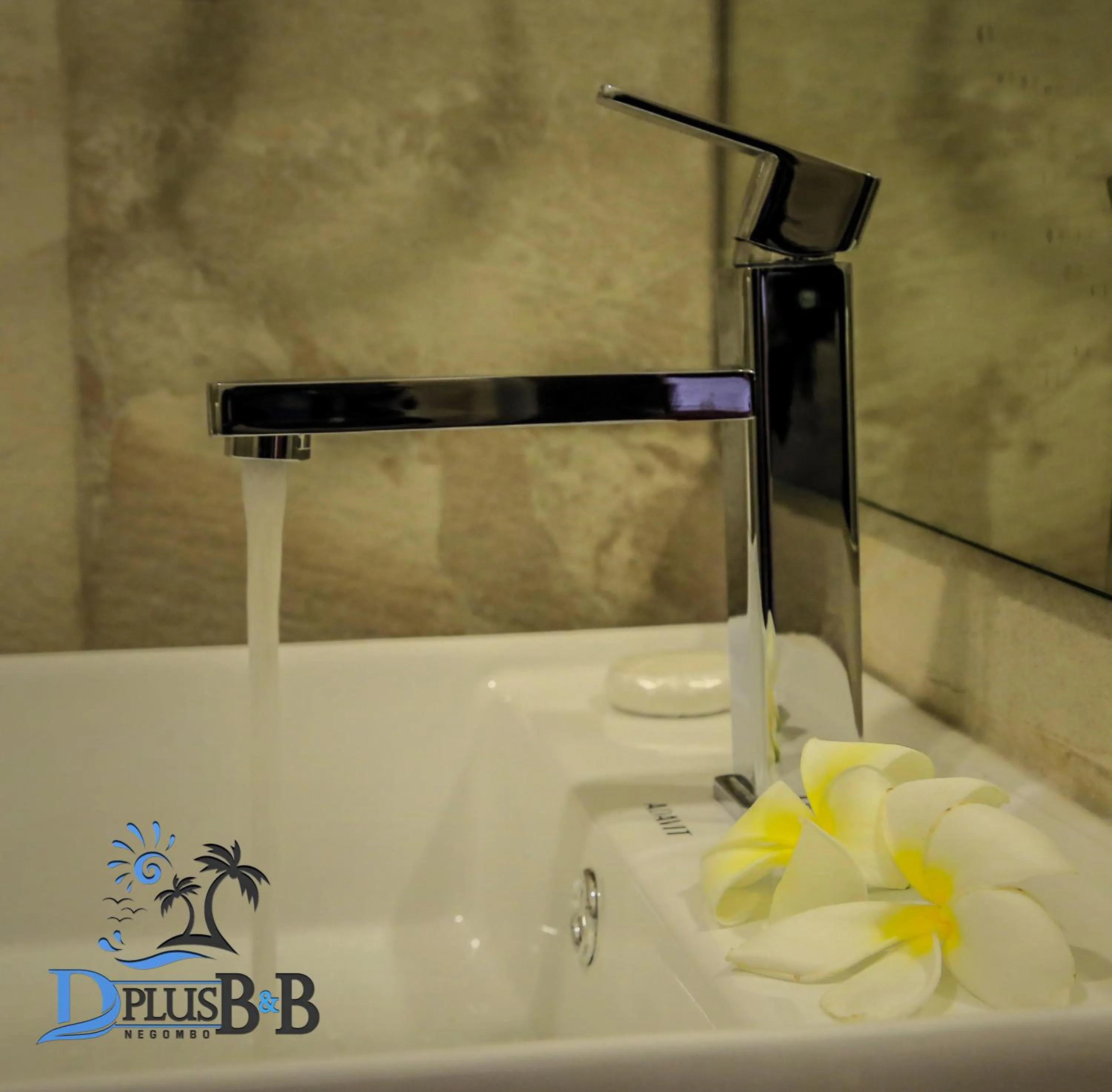 Bathroom in D Plus B&B Negombo