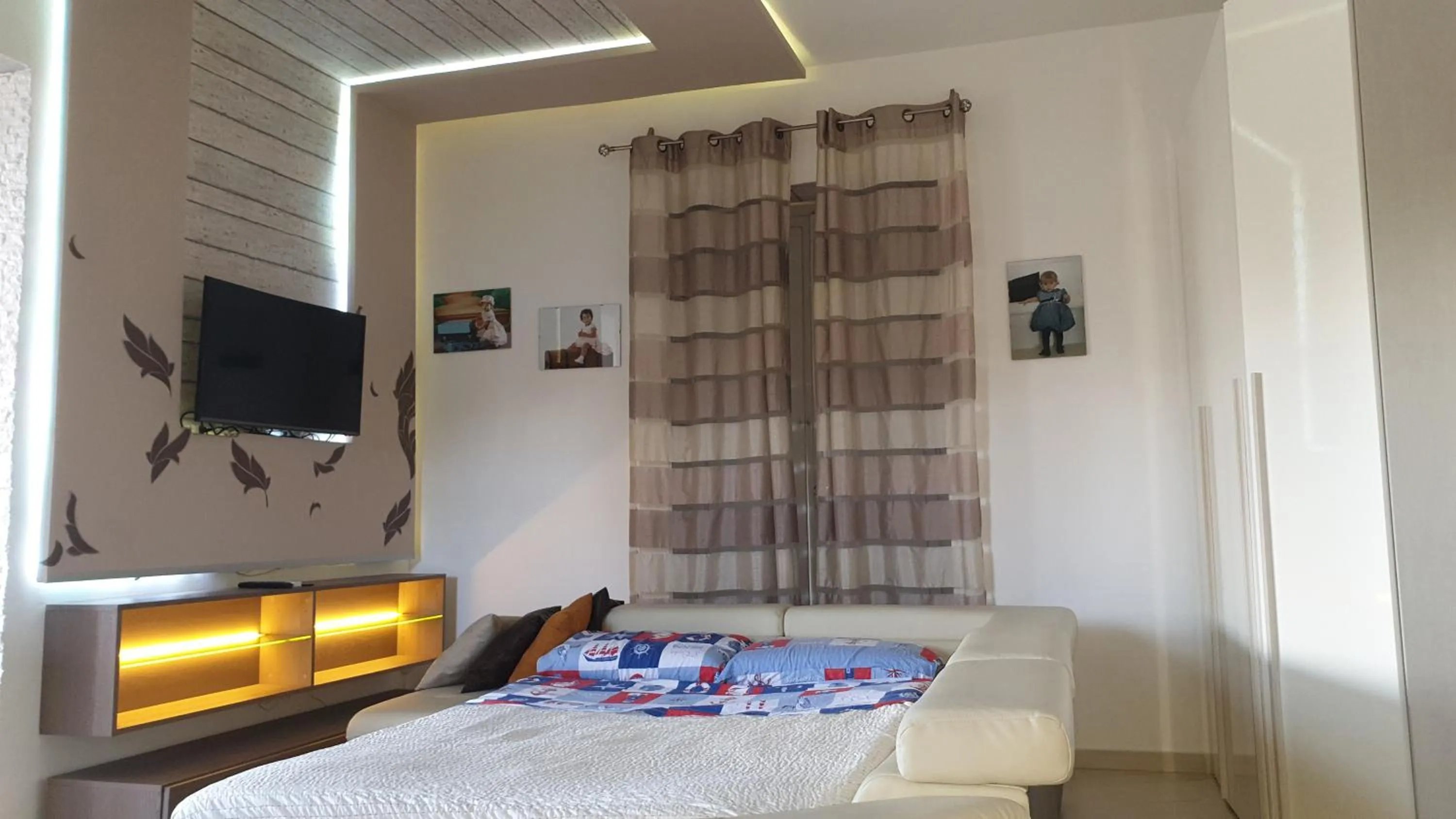 Bed in Siriana open space