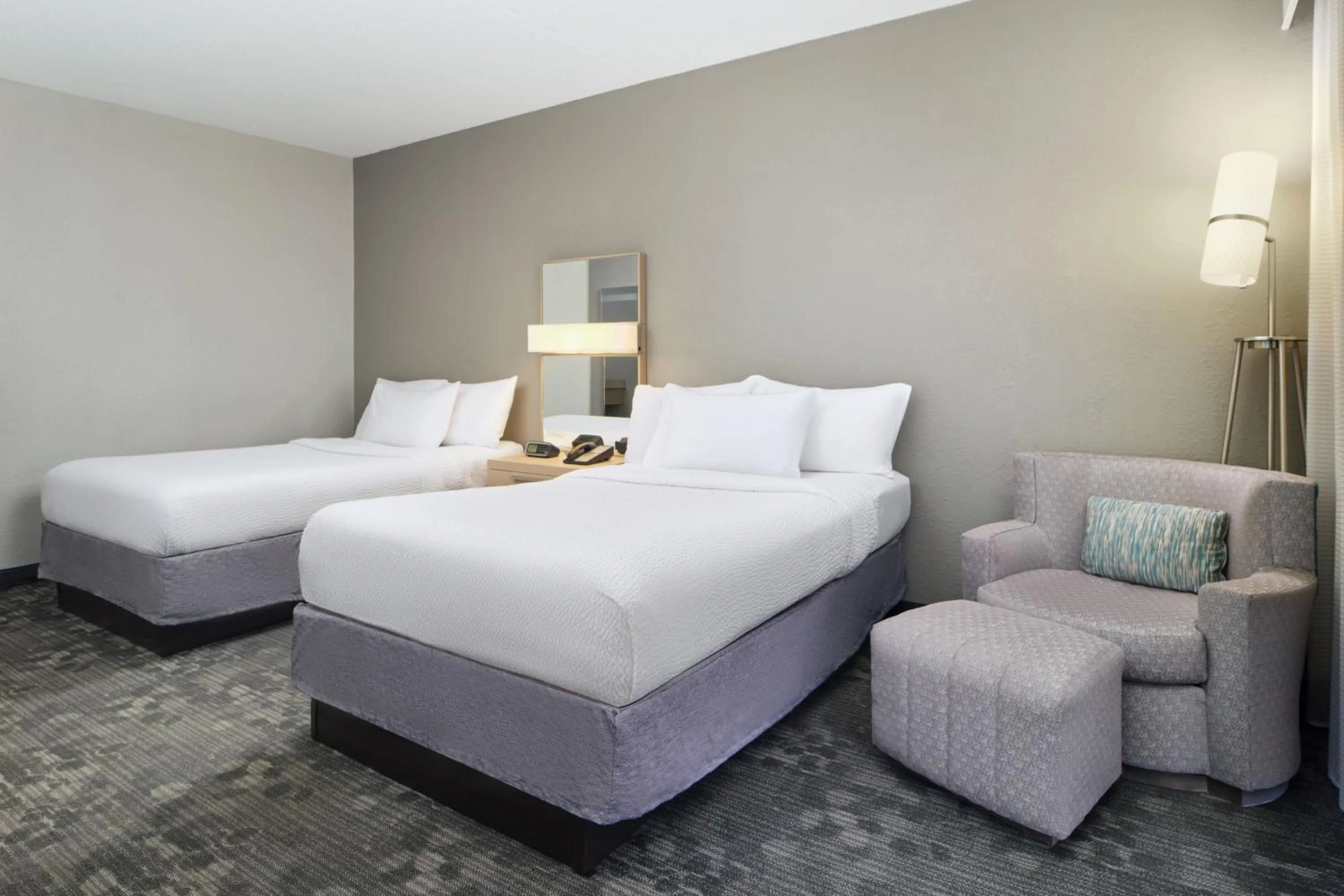 Photo of the whole room, Bed in Courtyard by Marriott Scranton Montage Mountain