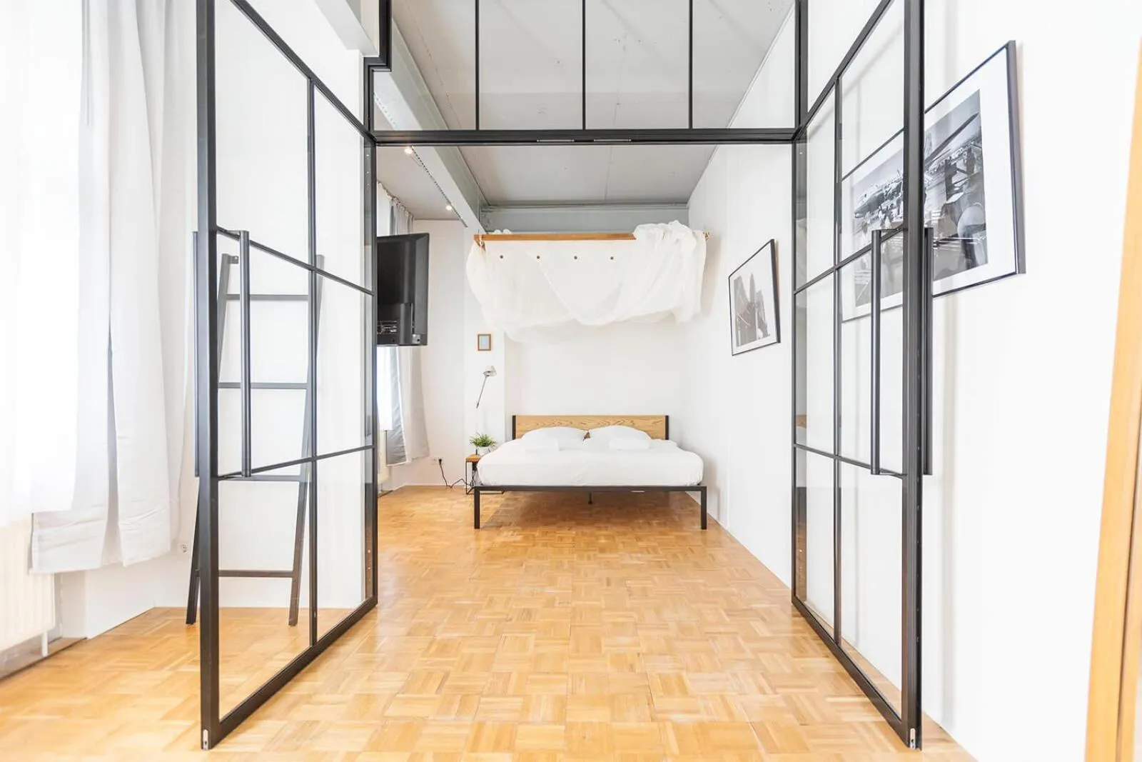 Green Residence Boutique Lofts & Villa am Park