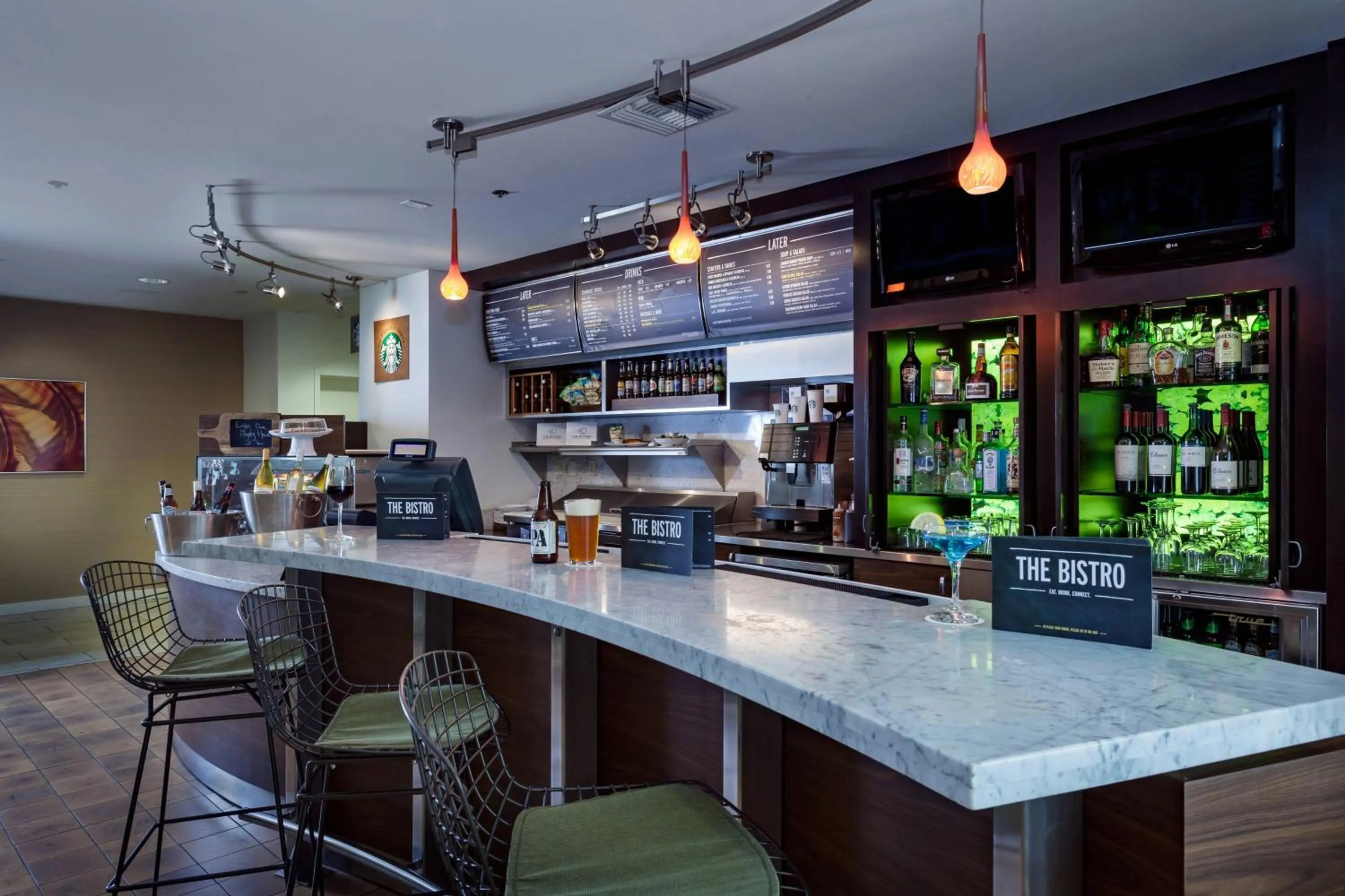 Lounge or bar in Courtyard by Marriott Stockton