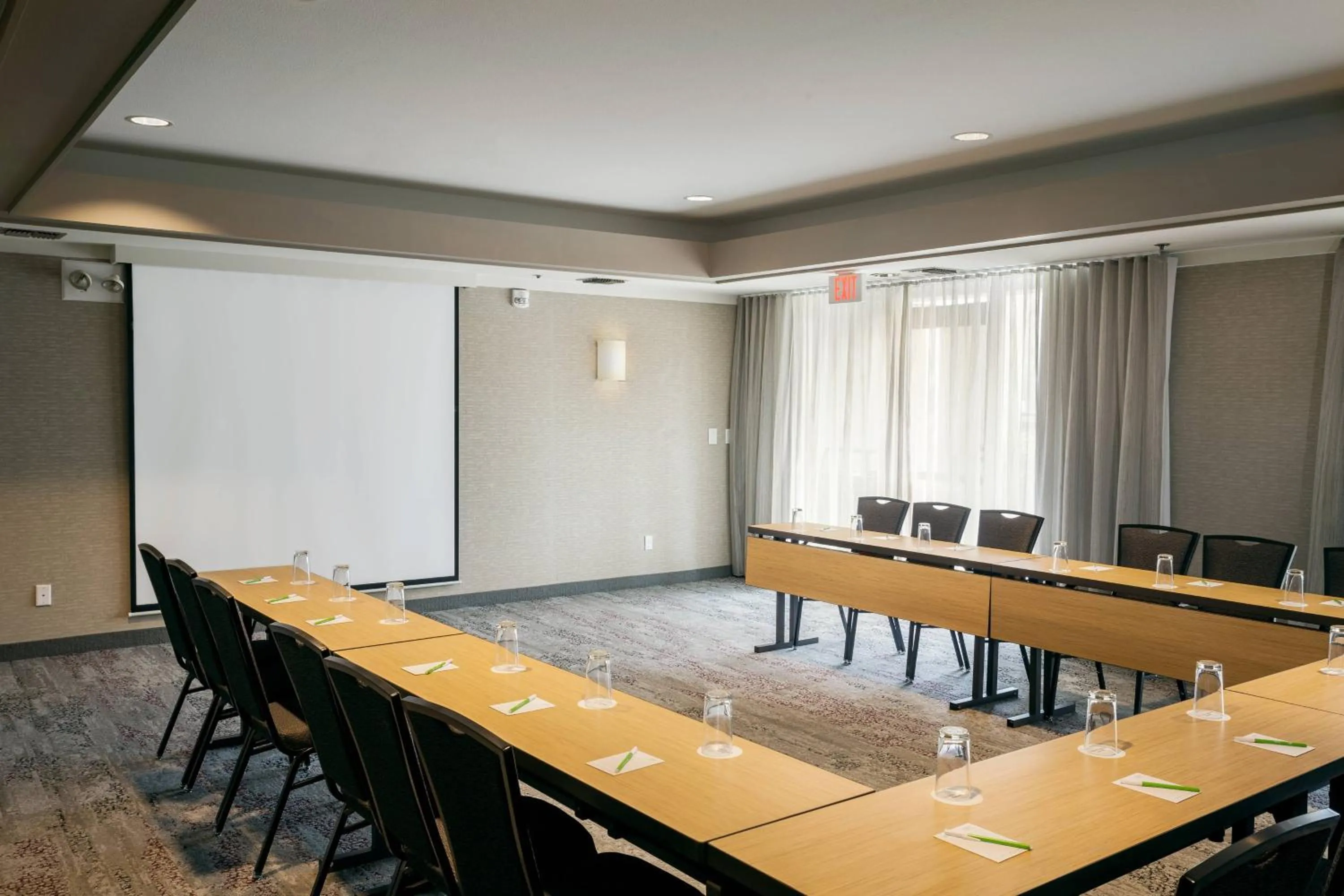 Meeting/conference room in Courtyard by Marriott Stockton