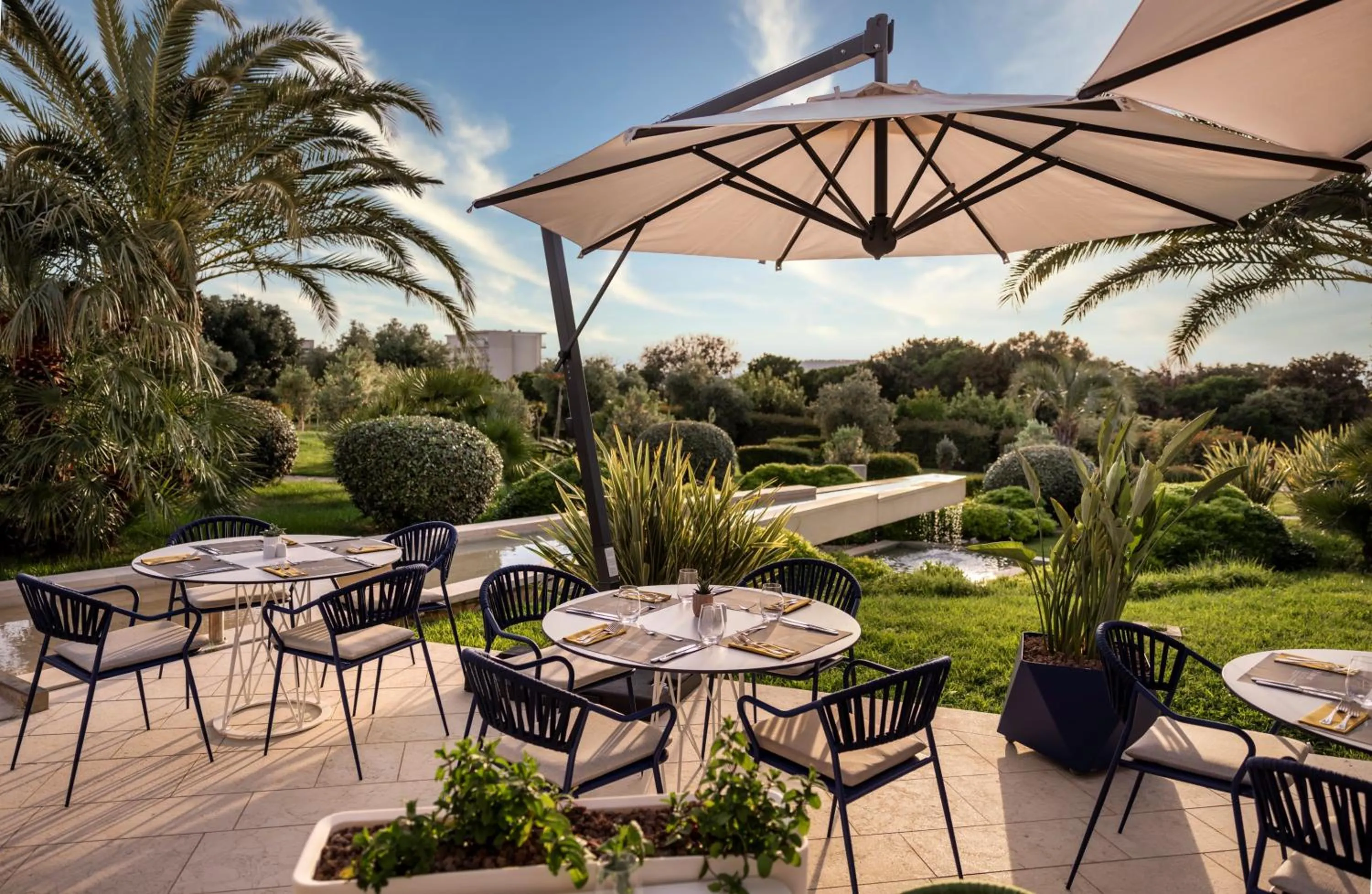 Restaurant/places to eat in Valamar Lacroma Hotel