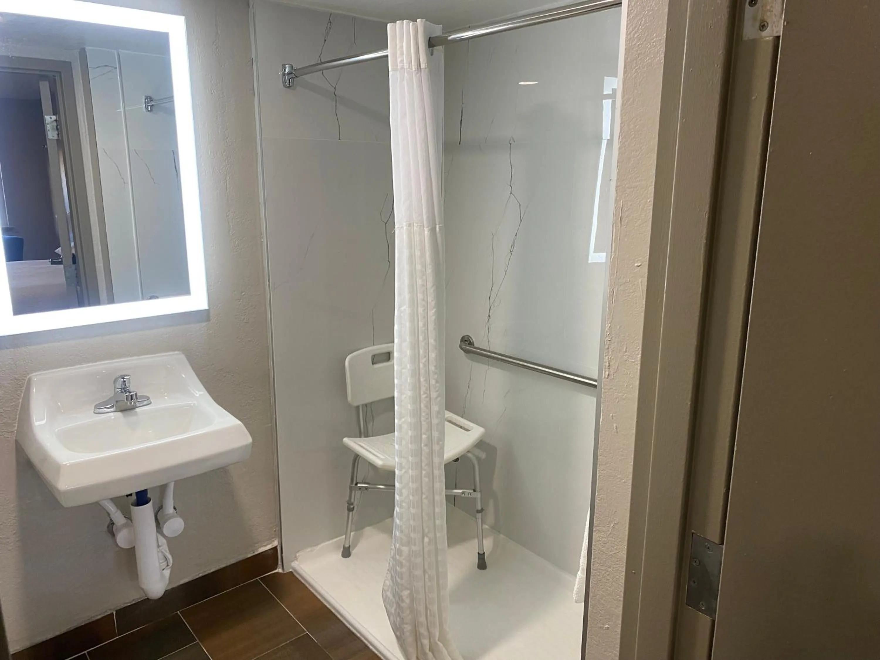 Bathroom in Days Inn by Wyndham El Paso West