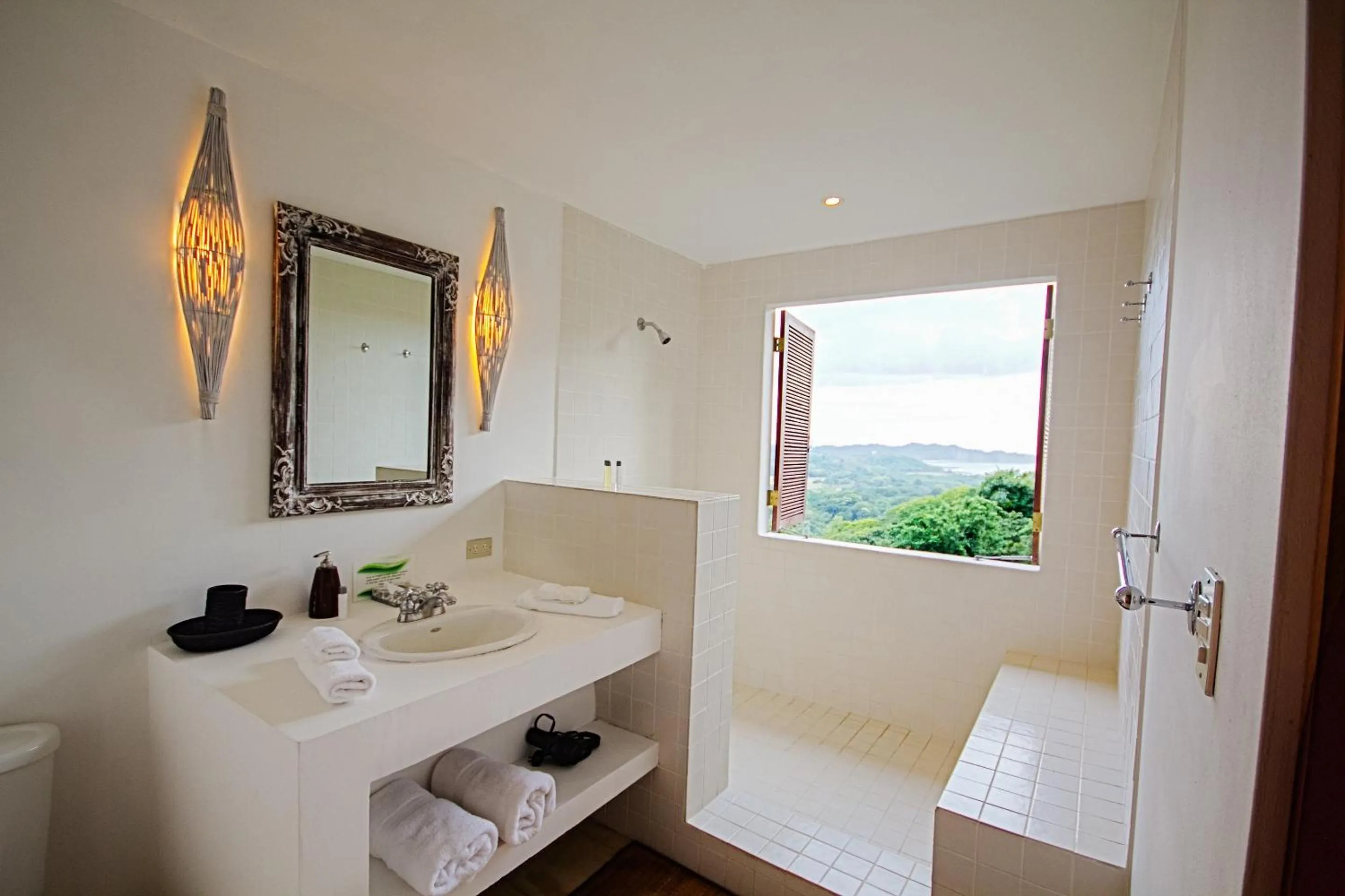 Toilet in Tierra Magnifica Boutique Hotel