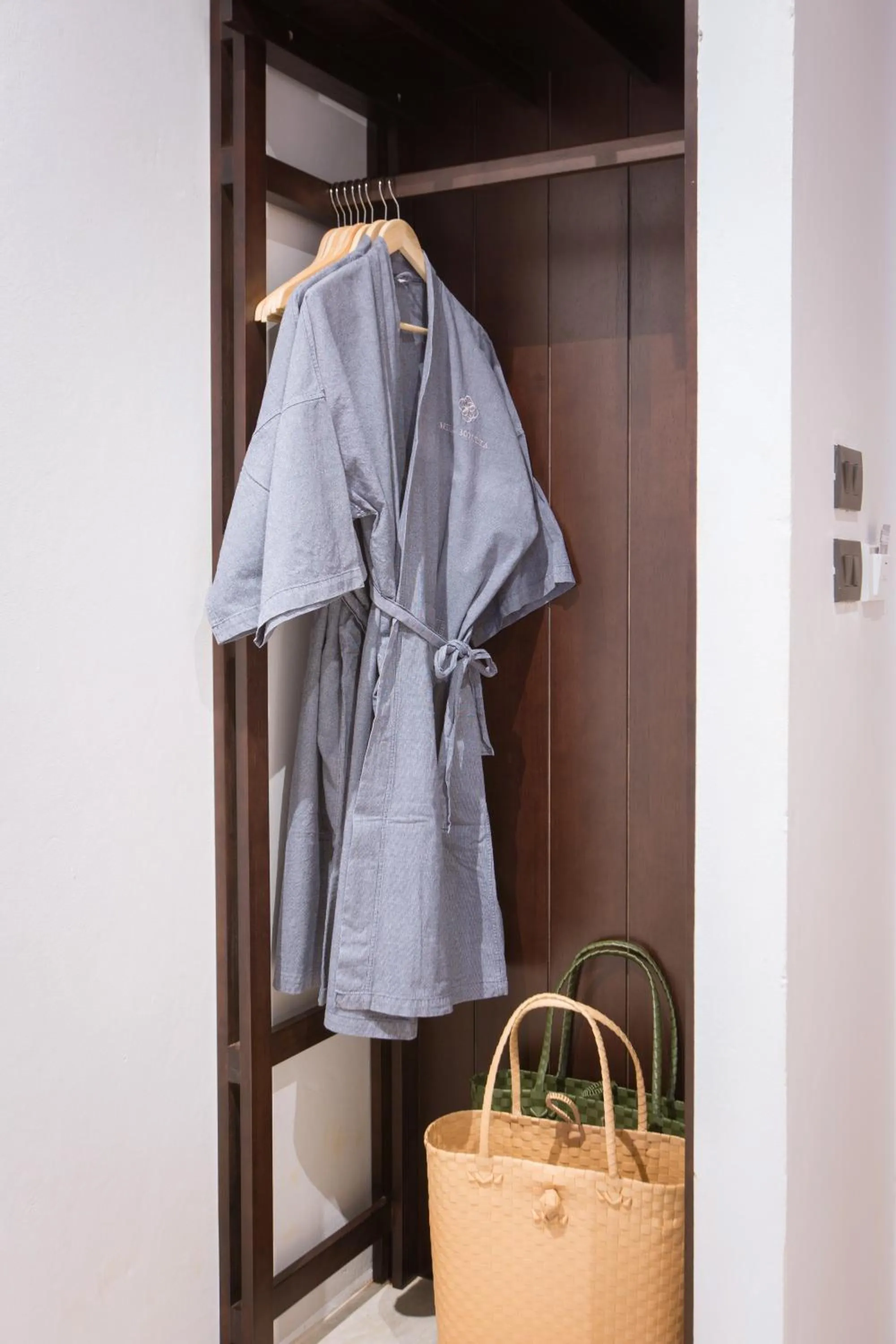 Area and facilities in Mira Montra Resort Koh Mak