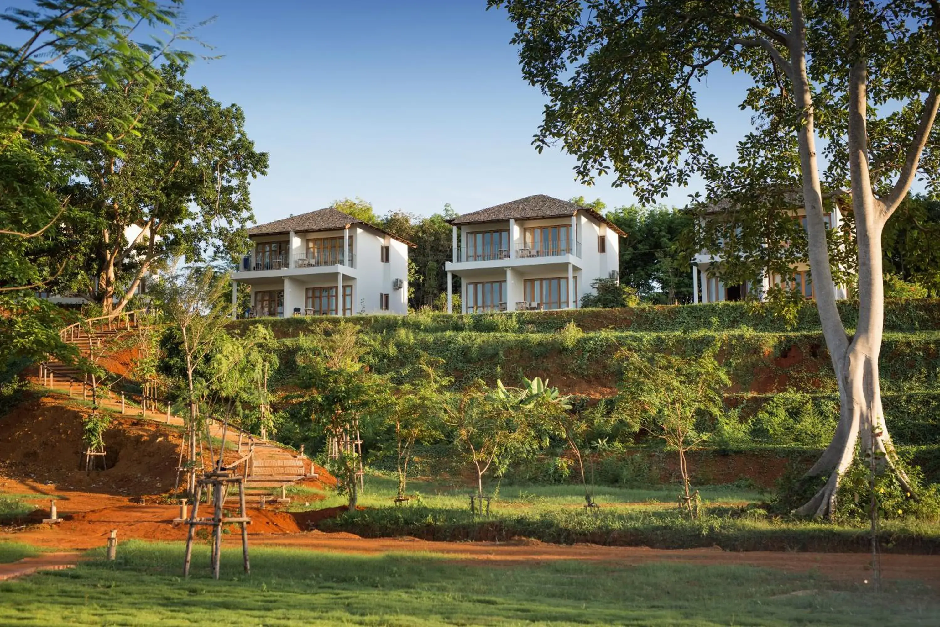 Property building in Mira Montra Resort Koh Mak Property building in Mira Montra Resort Koh Mak