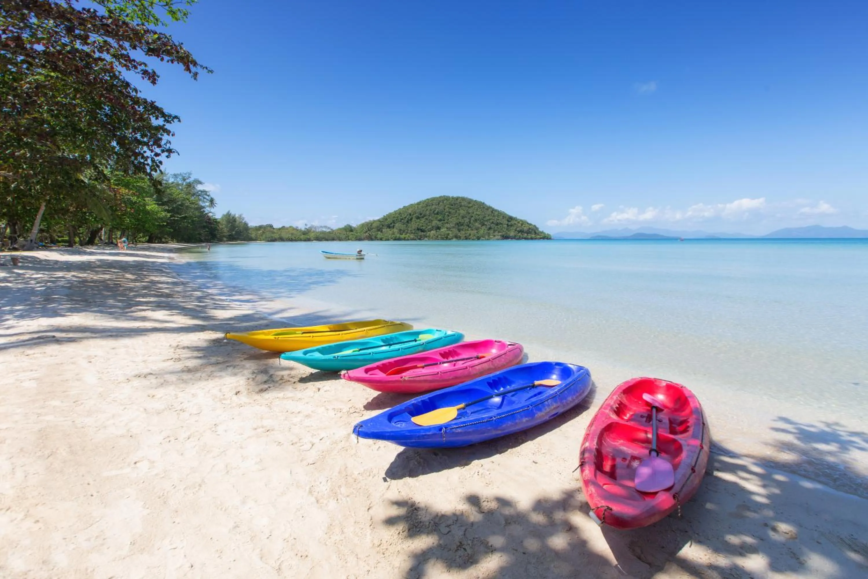 Sports in Mira Montra Resort Koh Mak