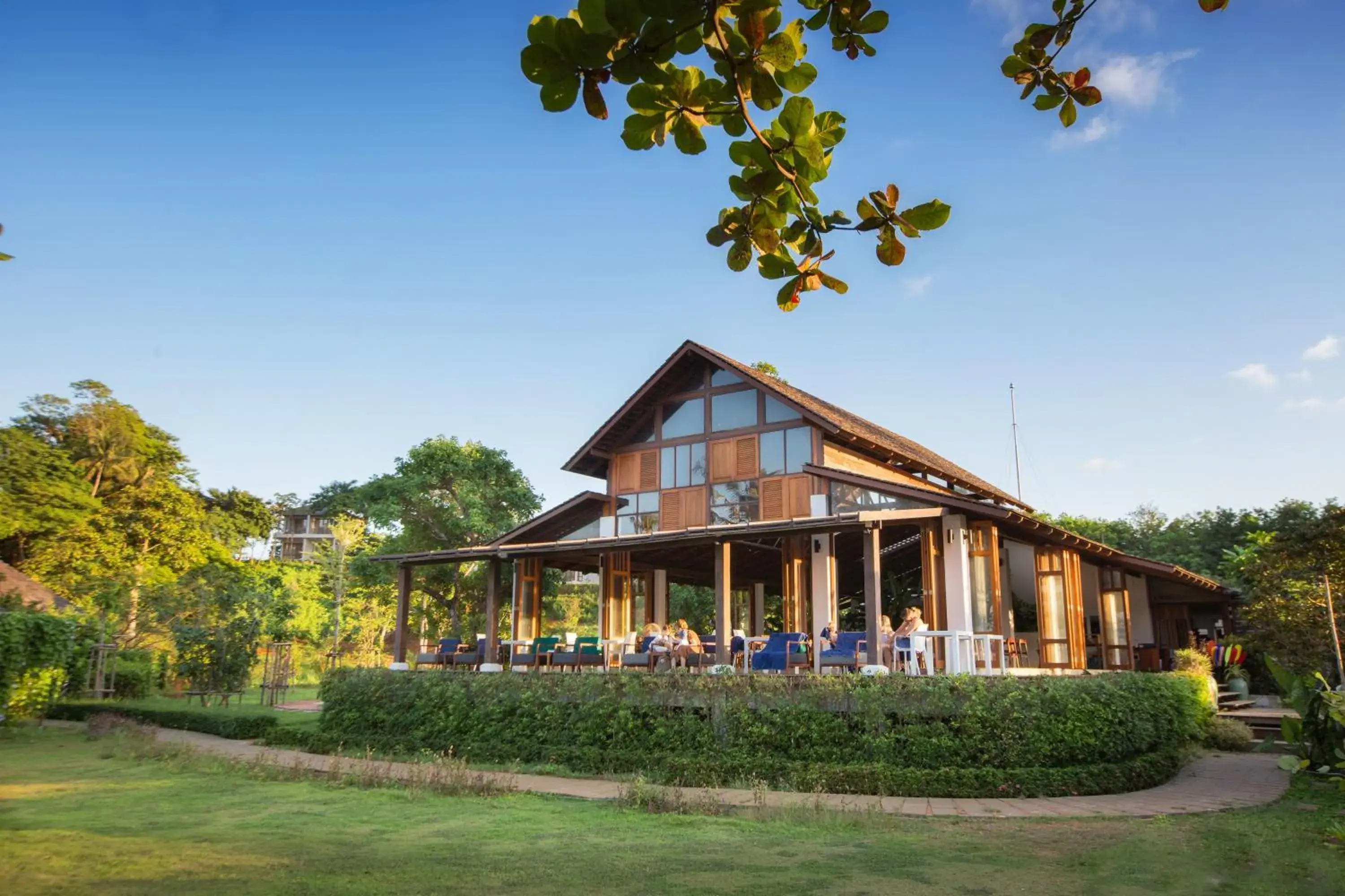 Property building in Mira Montra Resort Koh Mak Property building in Mira Montra Resort Koh Mak