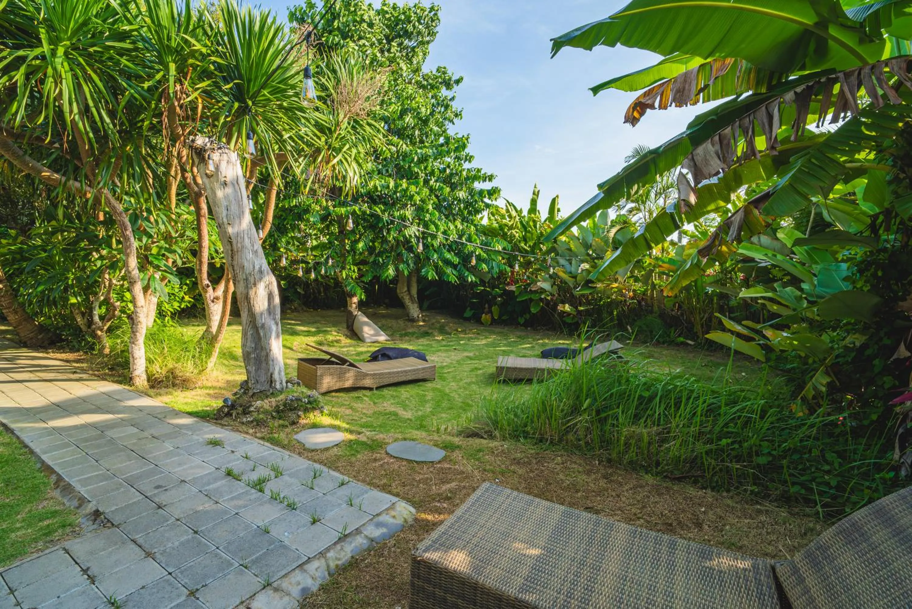 Day in Mangga Wangga Living