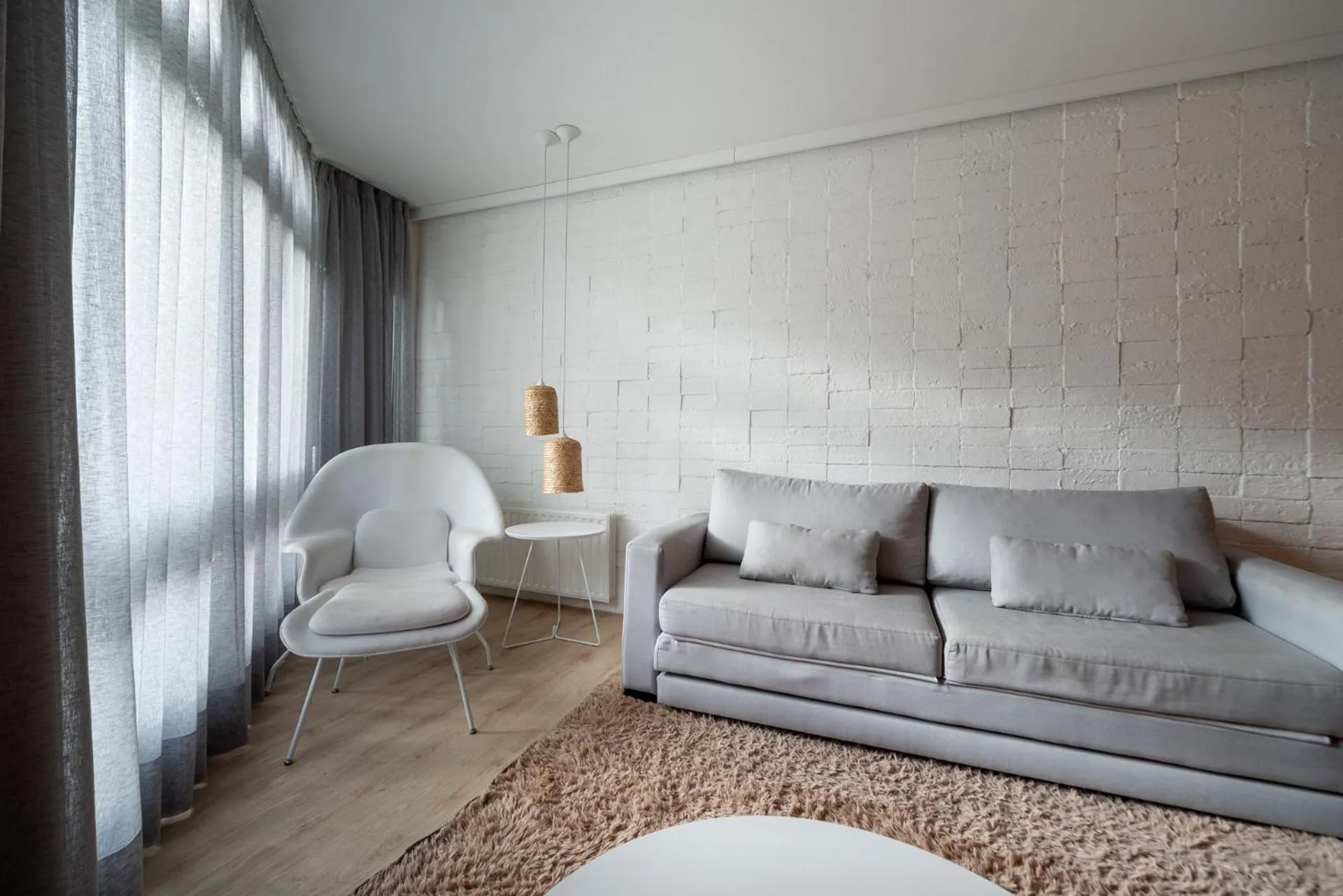 Communal lounge/ TV room in Flat Wish Serrano Hotel